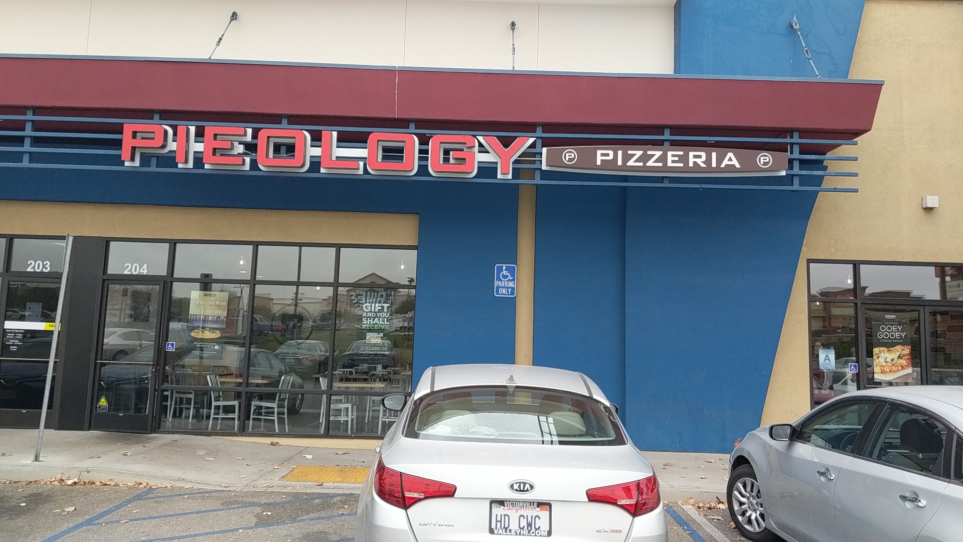 Pieology Pizzeria Apple Valley, CA