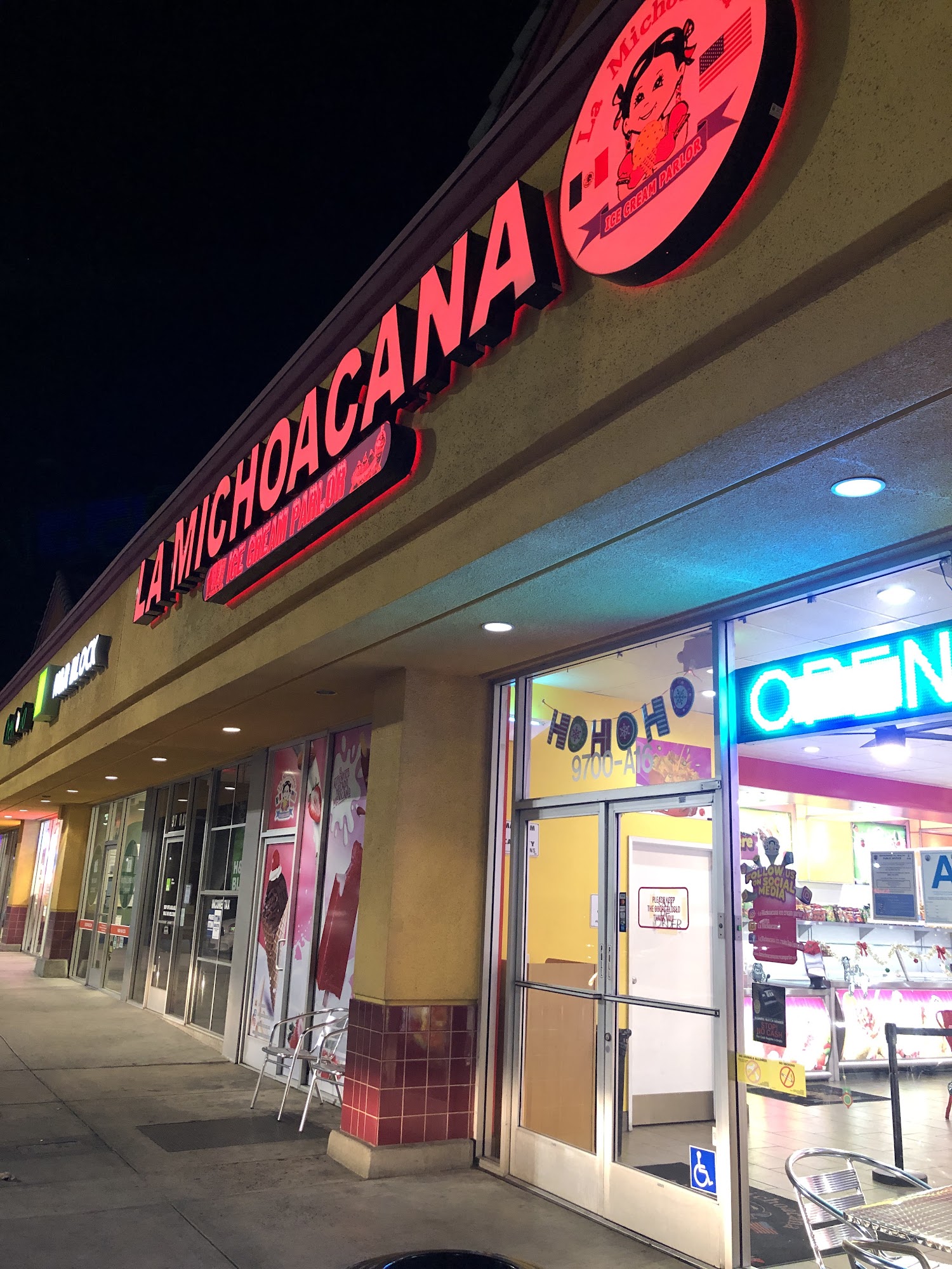 La Michoacana Emerita Ice Cream Parlor