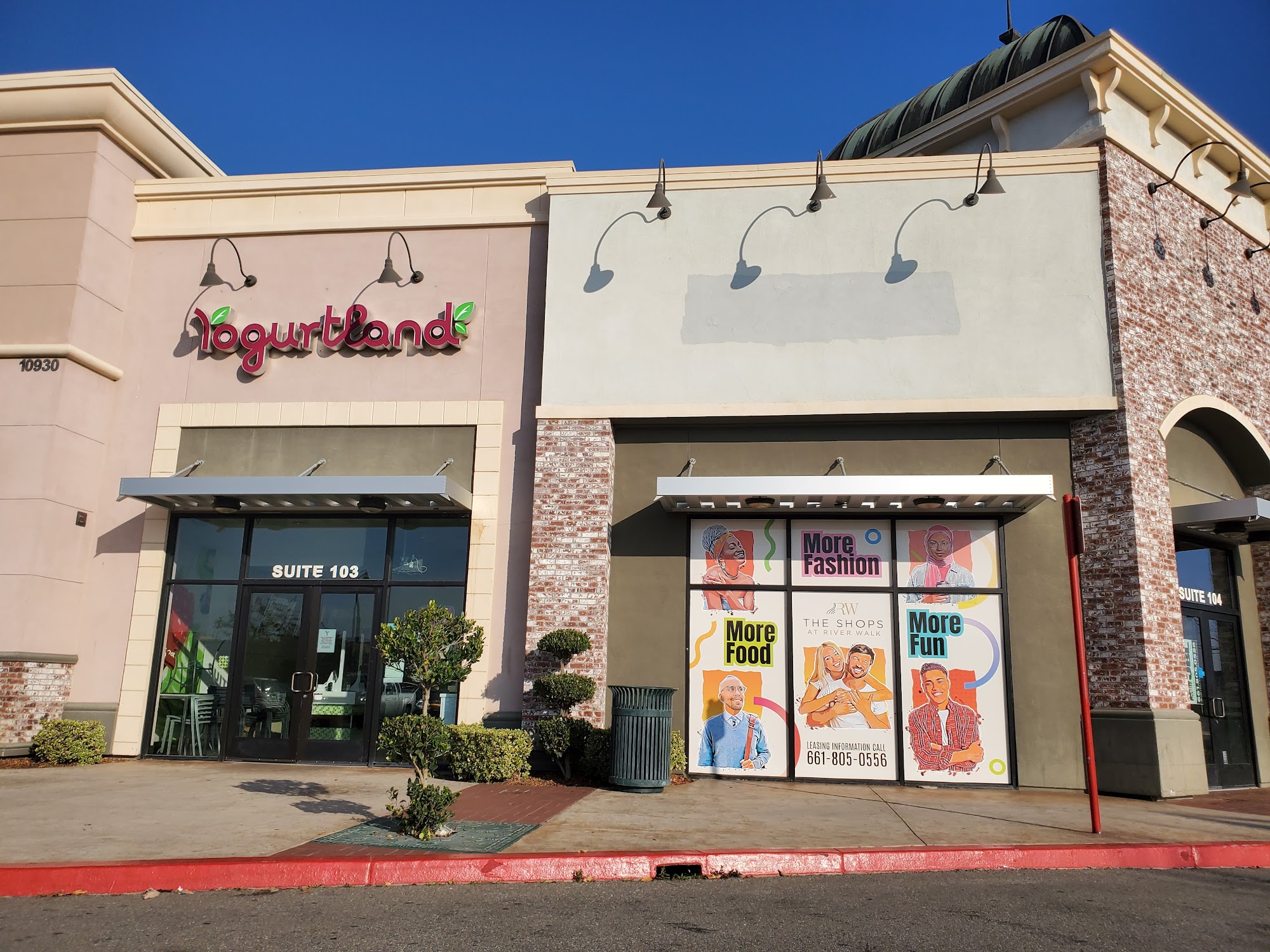 Yogurtland Bakersfield