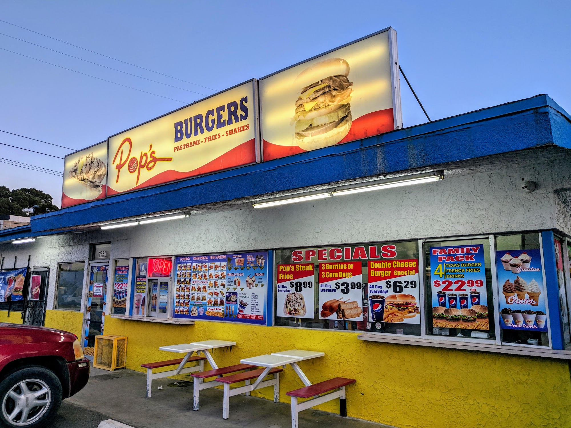 Pop's Drive-in