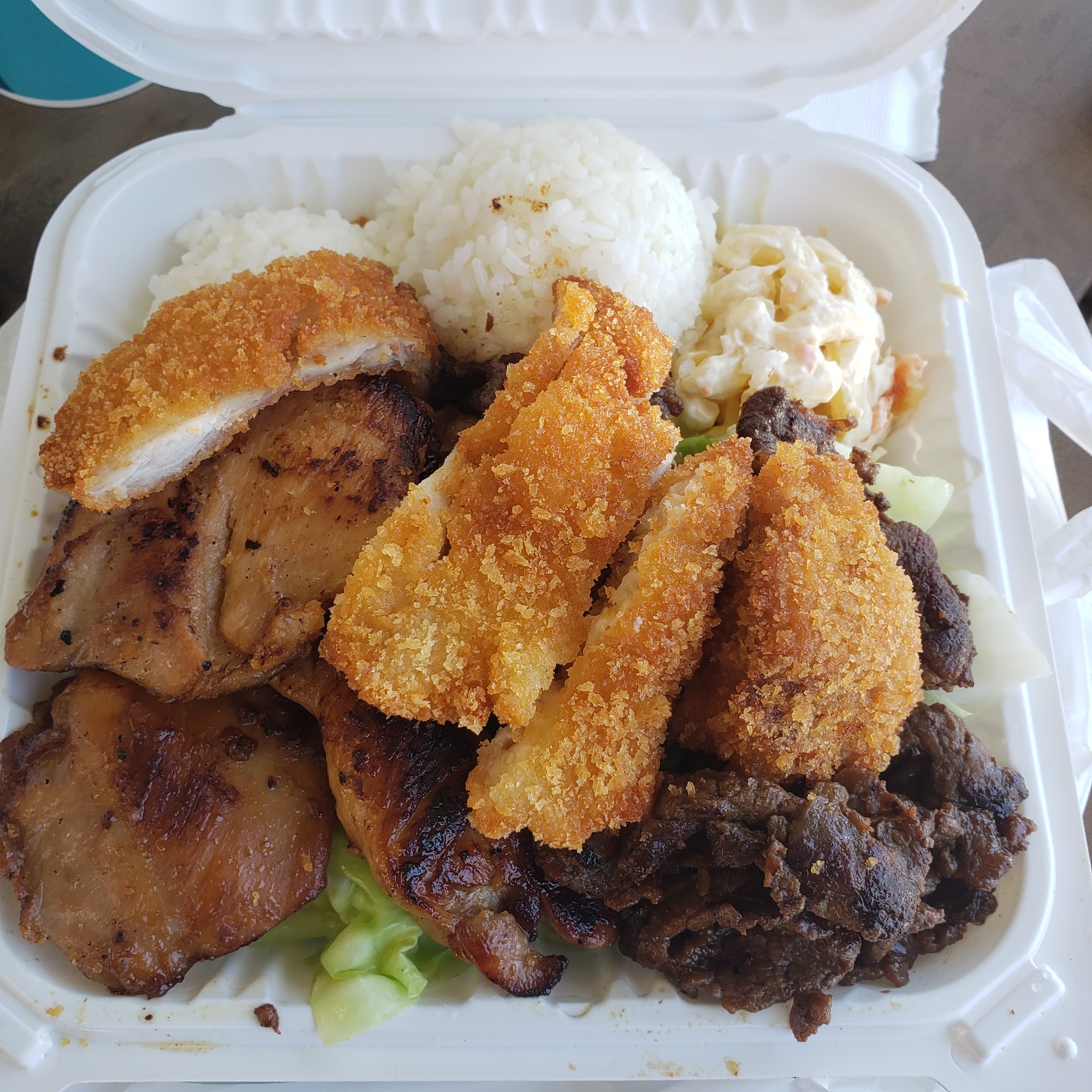 Ono Hawaiian BBQ