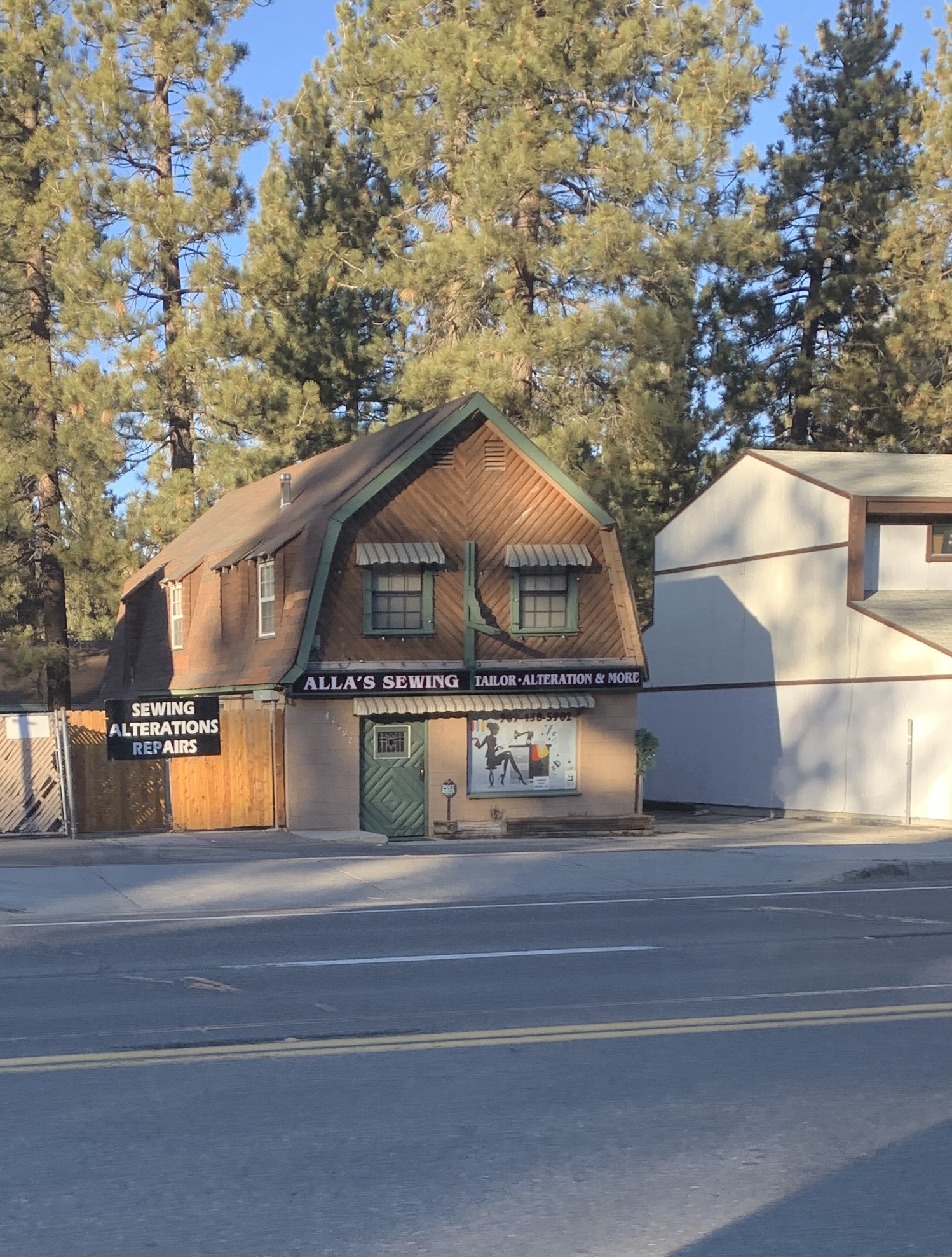 Alla's Sewing 41592 Big Bear Blvd, Big Bear Lake California 92315