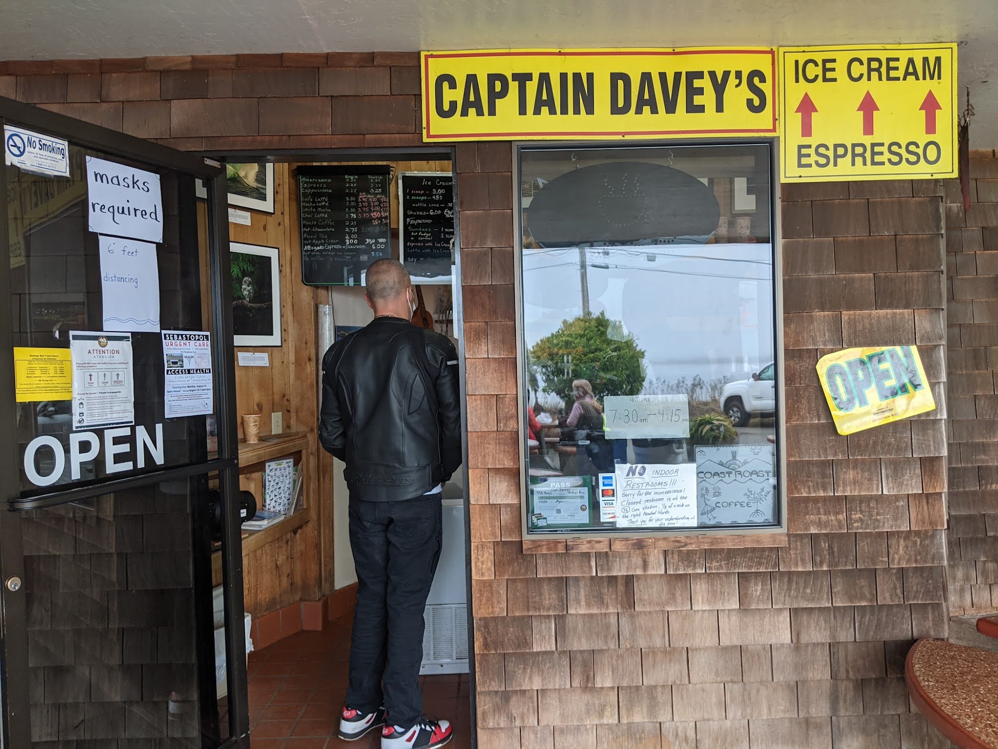 Captain Davey’s Coffee and Ice Cream