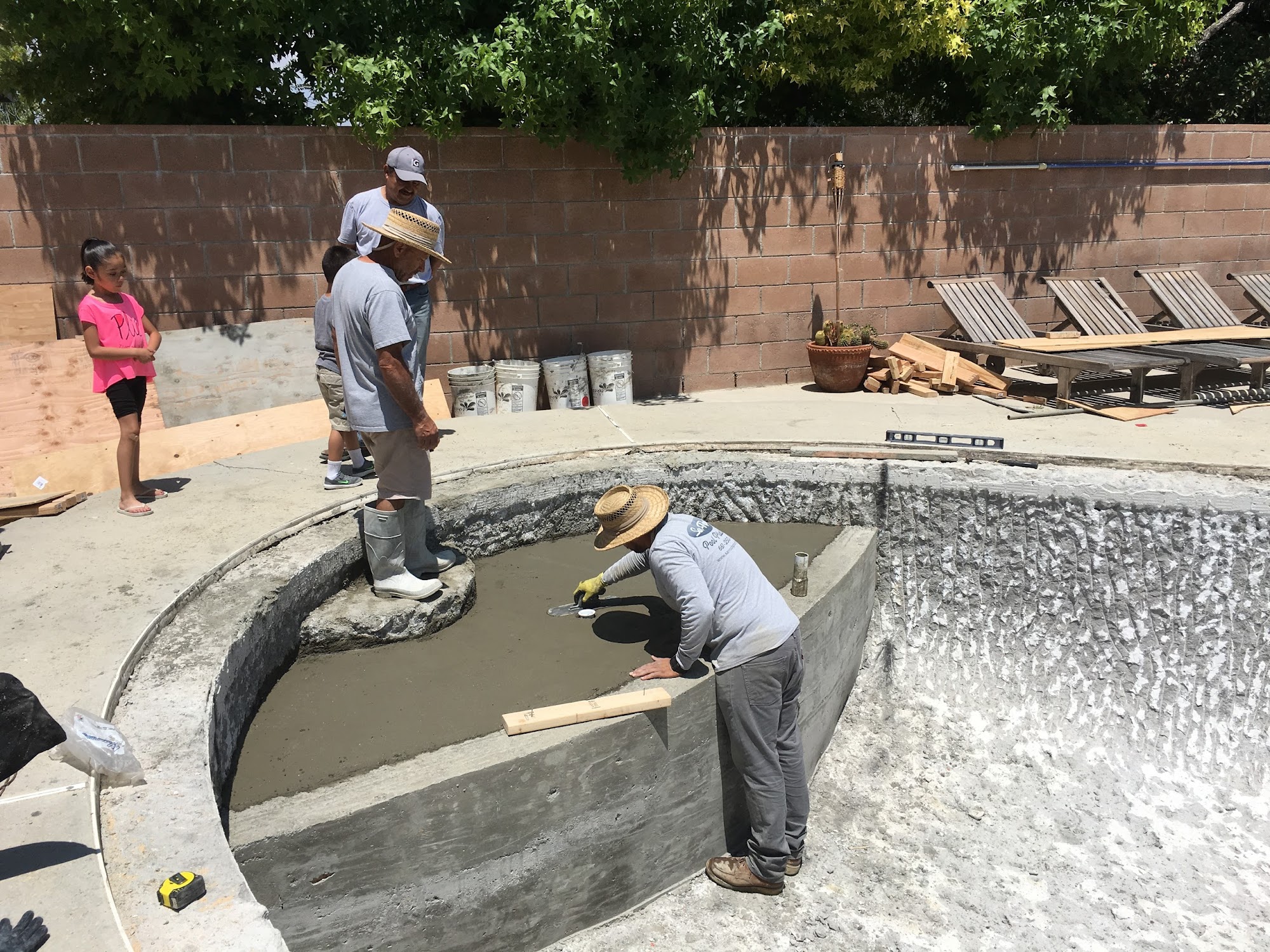 San Rock Pool Plastering Inc 17043 Sierra Hwy, Canyon Country California 91351
