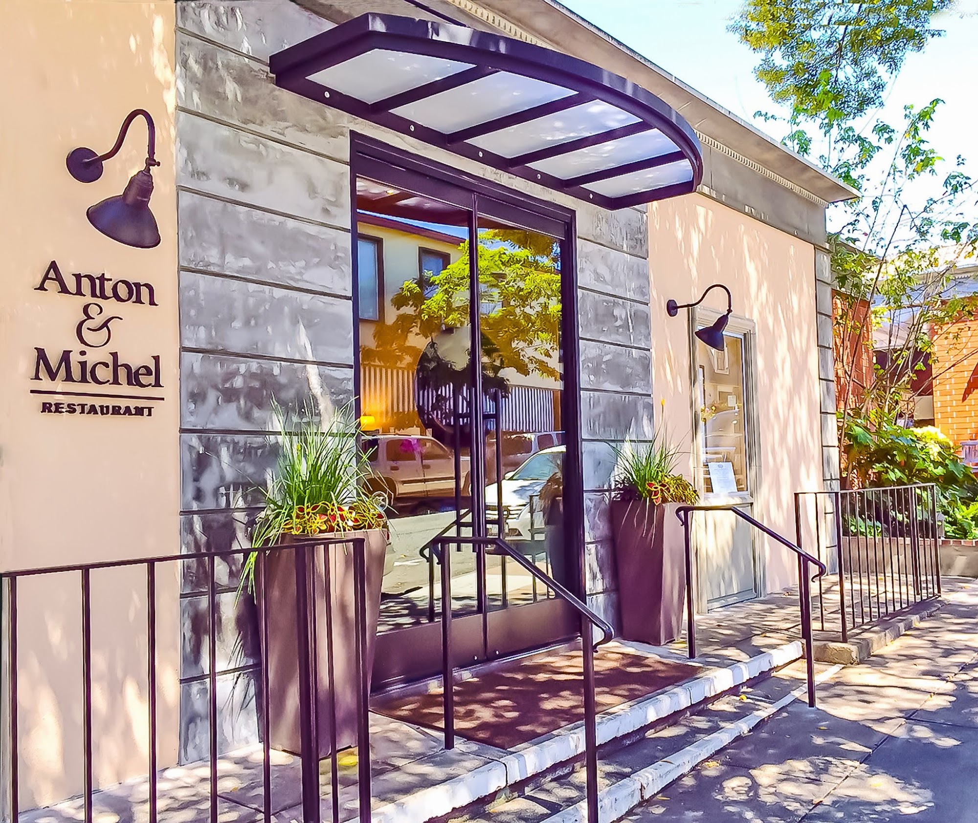 Anton & Michel Restaurant