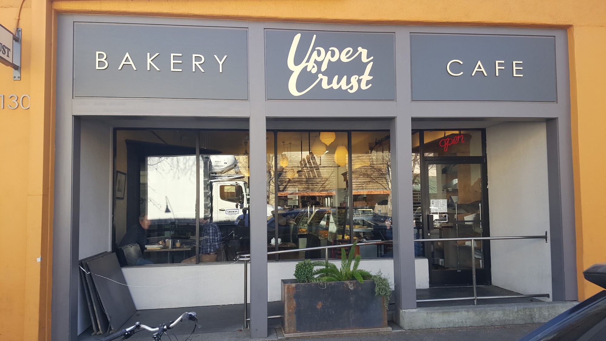 Upper Crust Bakery & Eatery