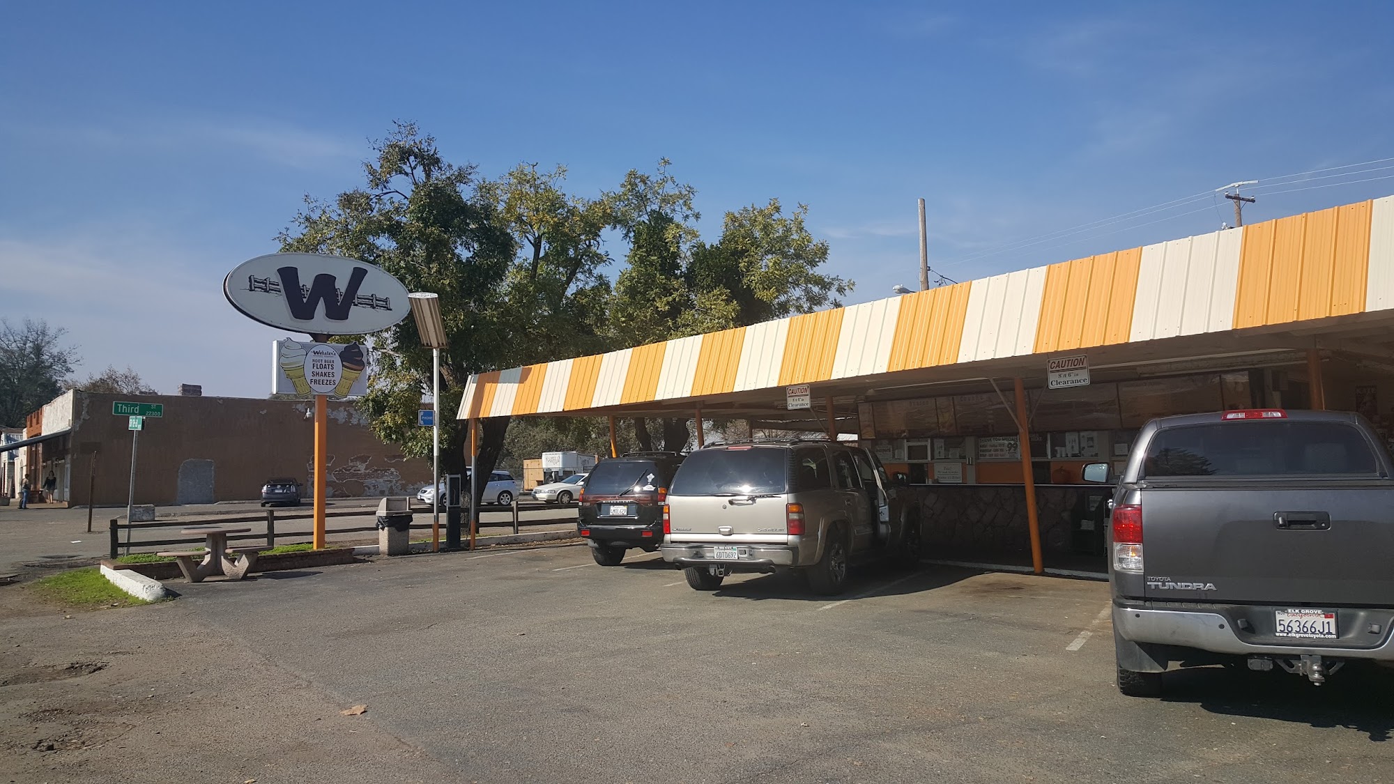 Webster's Country Burger Drive-in