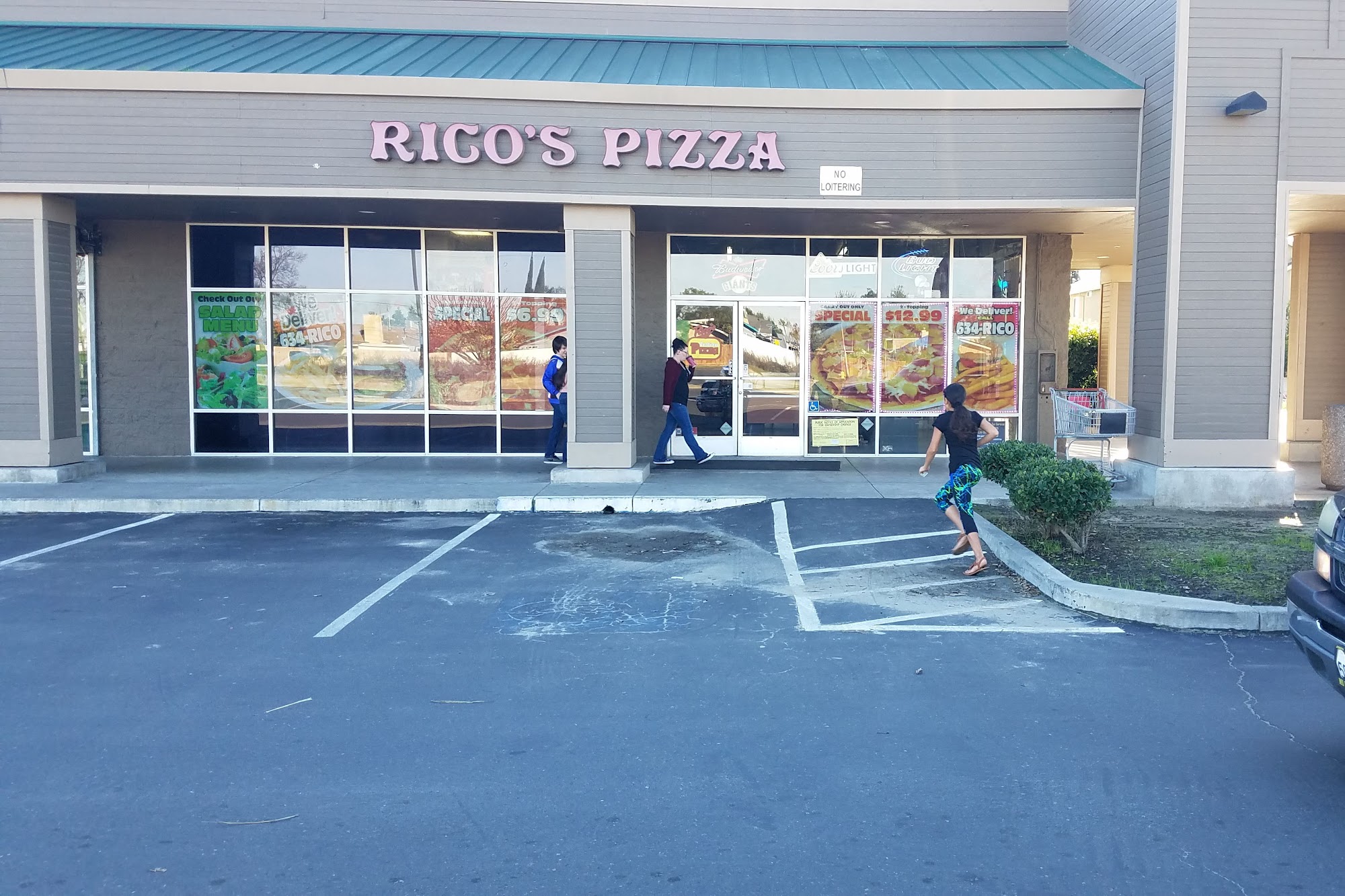 Rico's Pizza