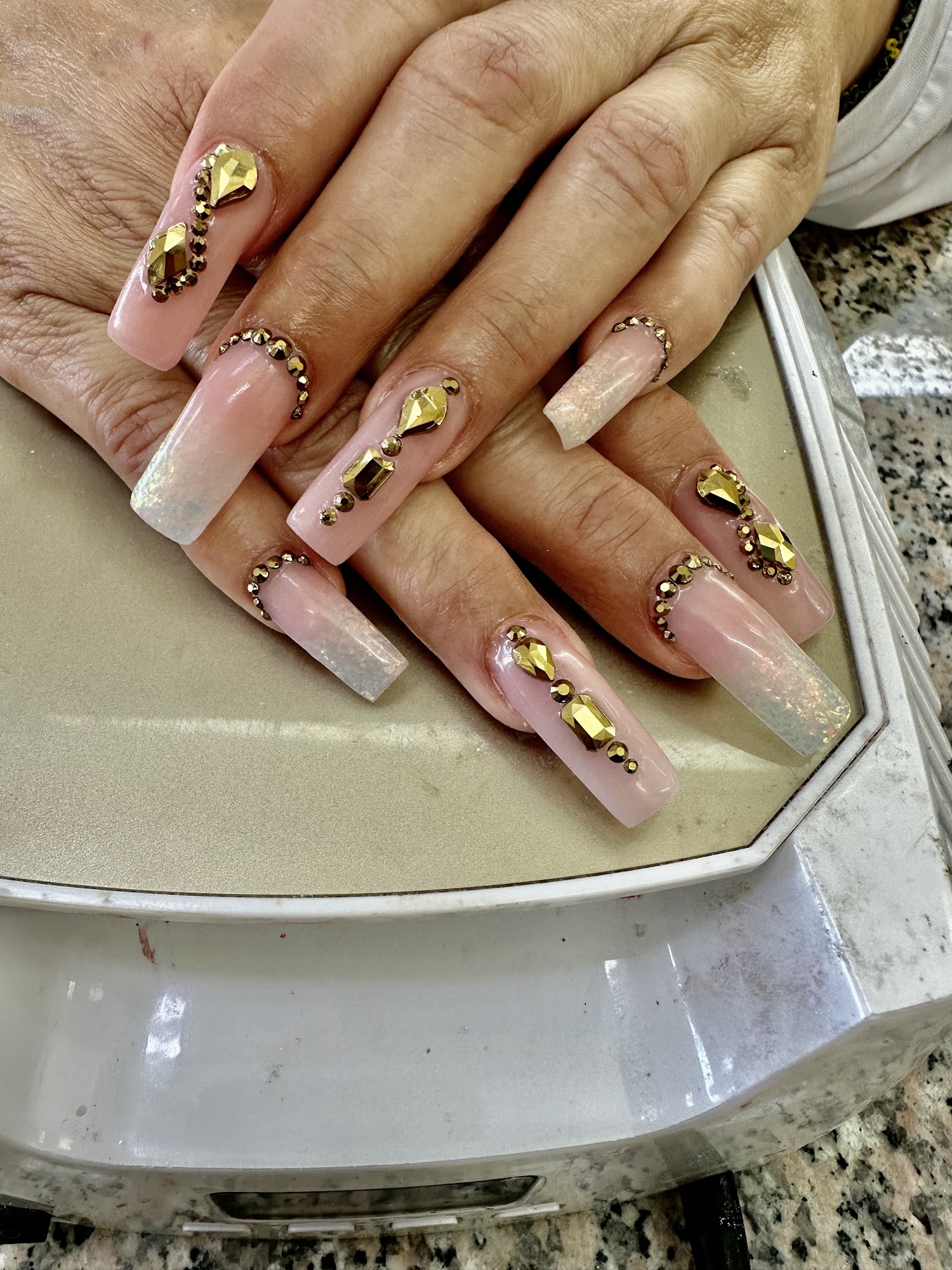 B.T.T. Nails 4966 Whittier Blvd, East Los Angeles California 90022