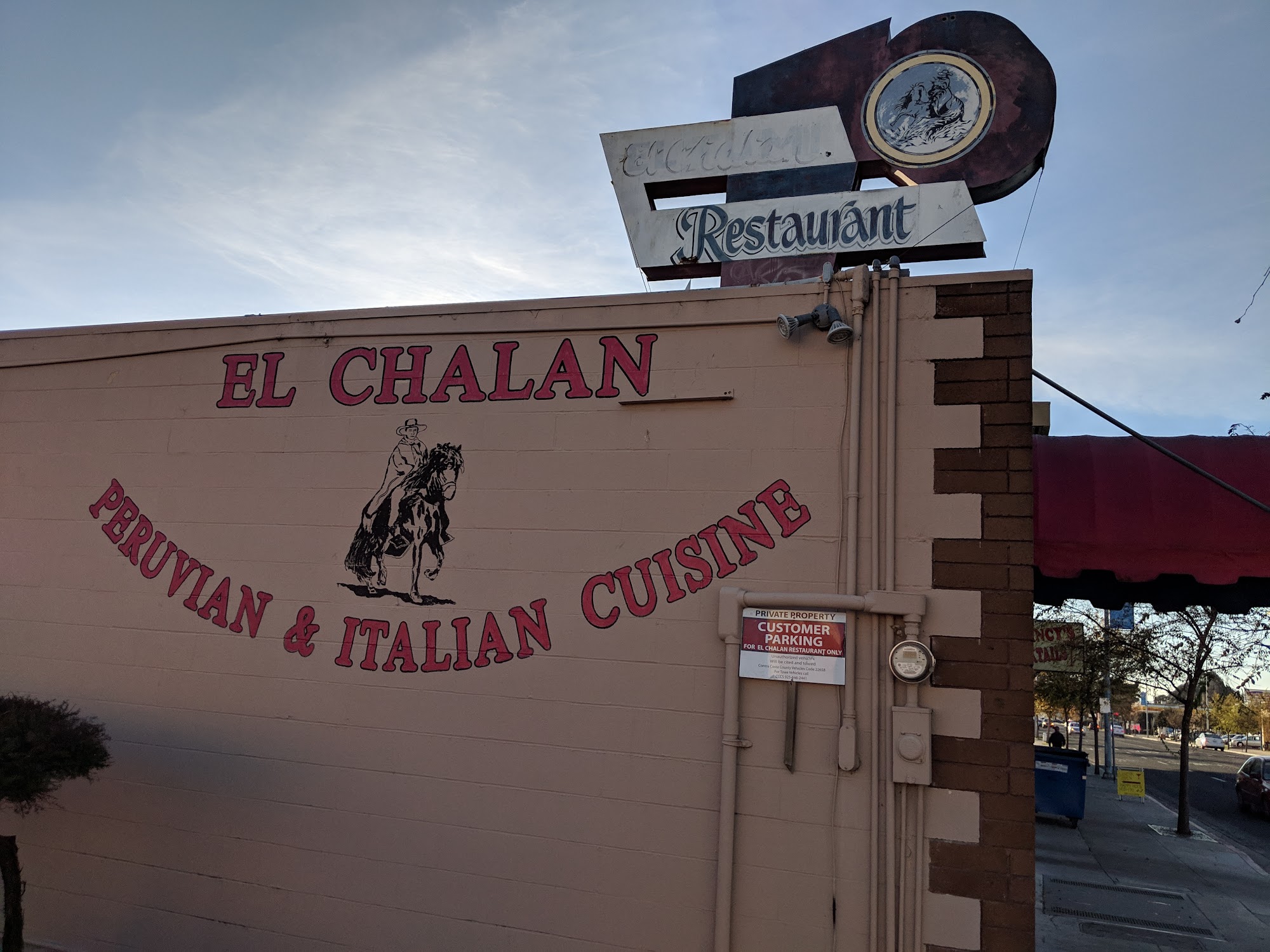 El Chalan Restaurant