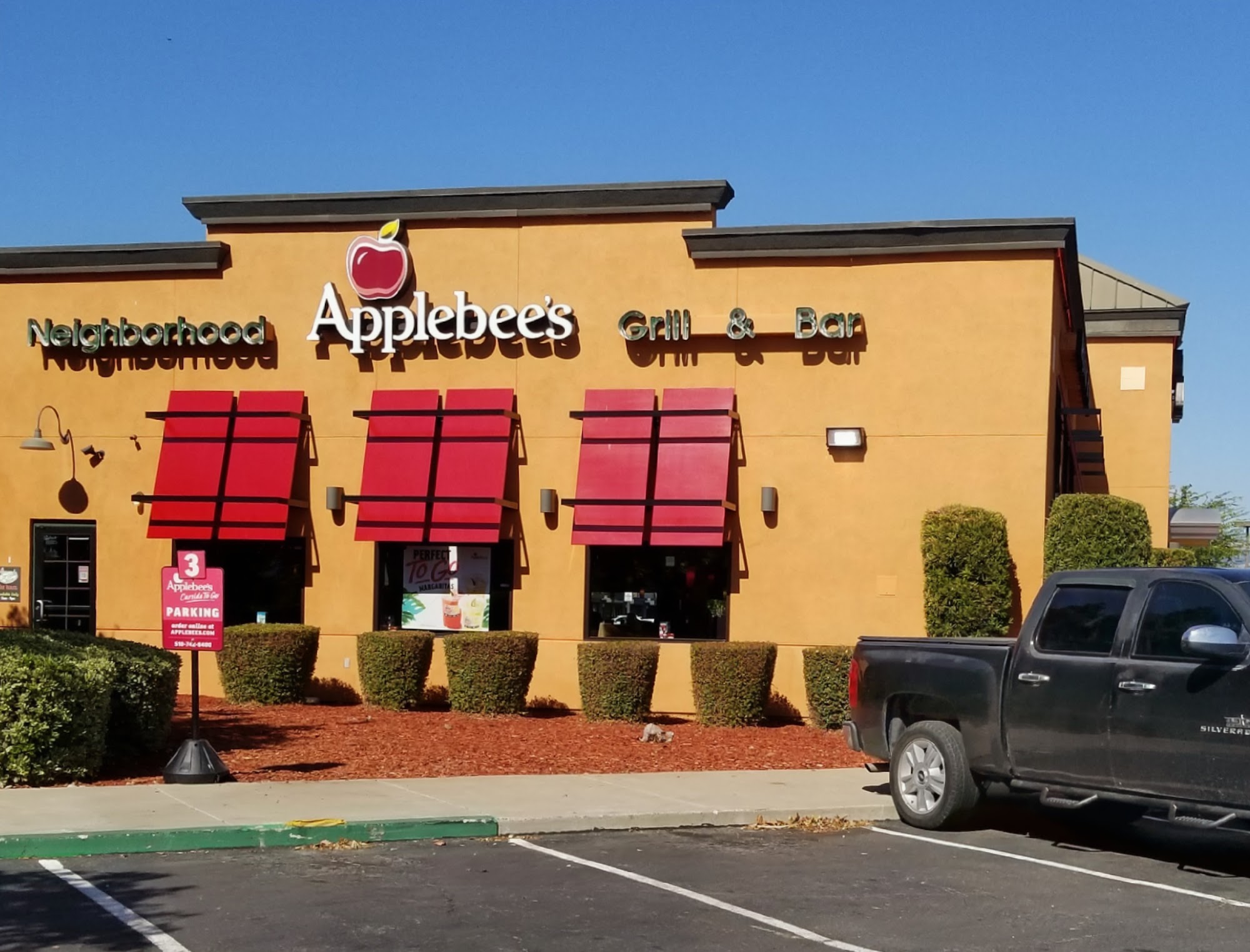 Applebee's Grill + Bar