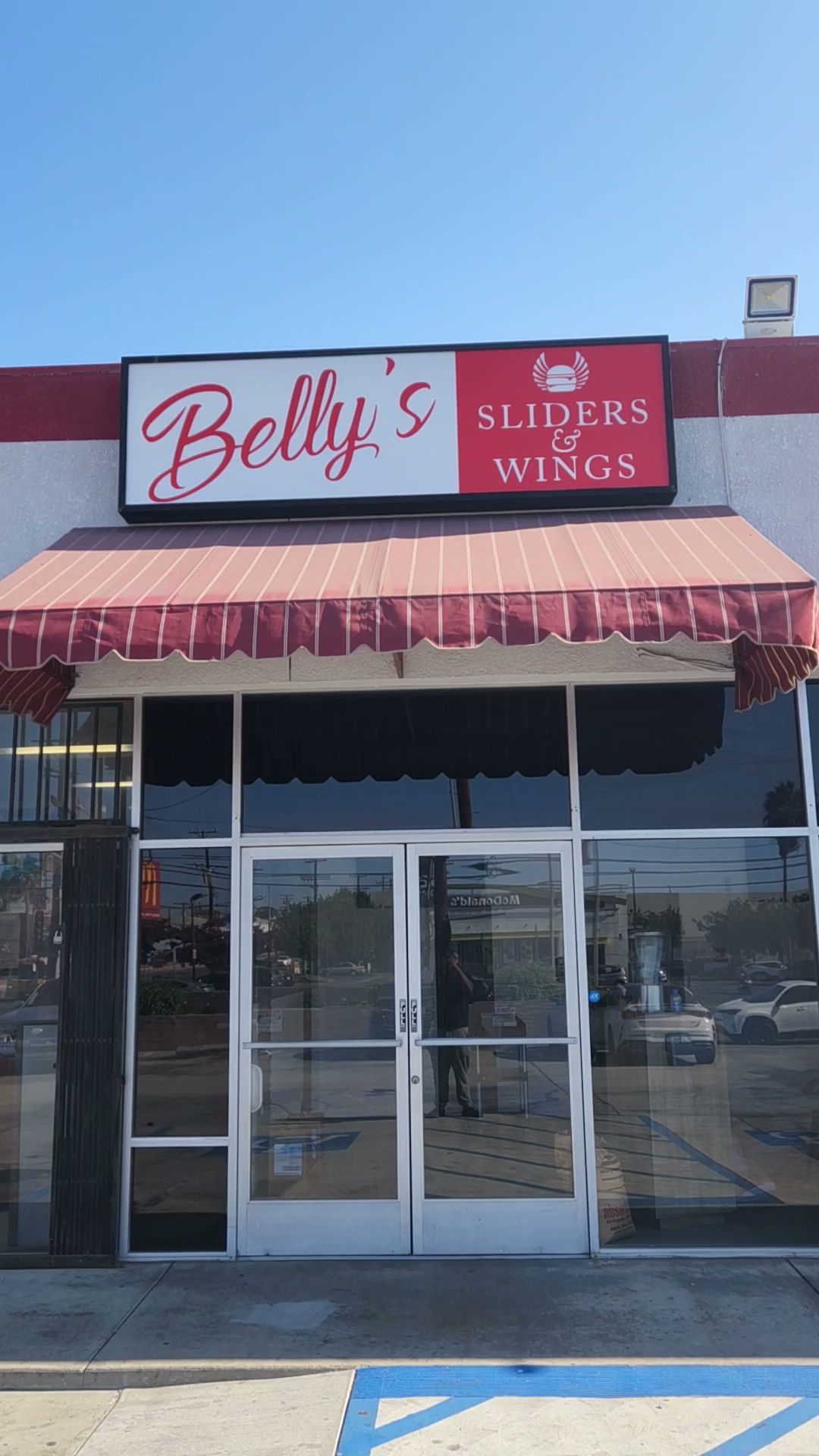 Belly's Sliders & Wings