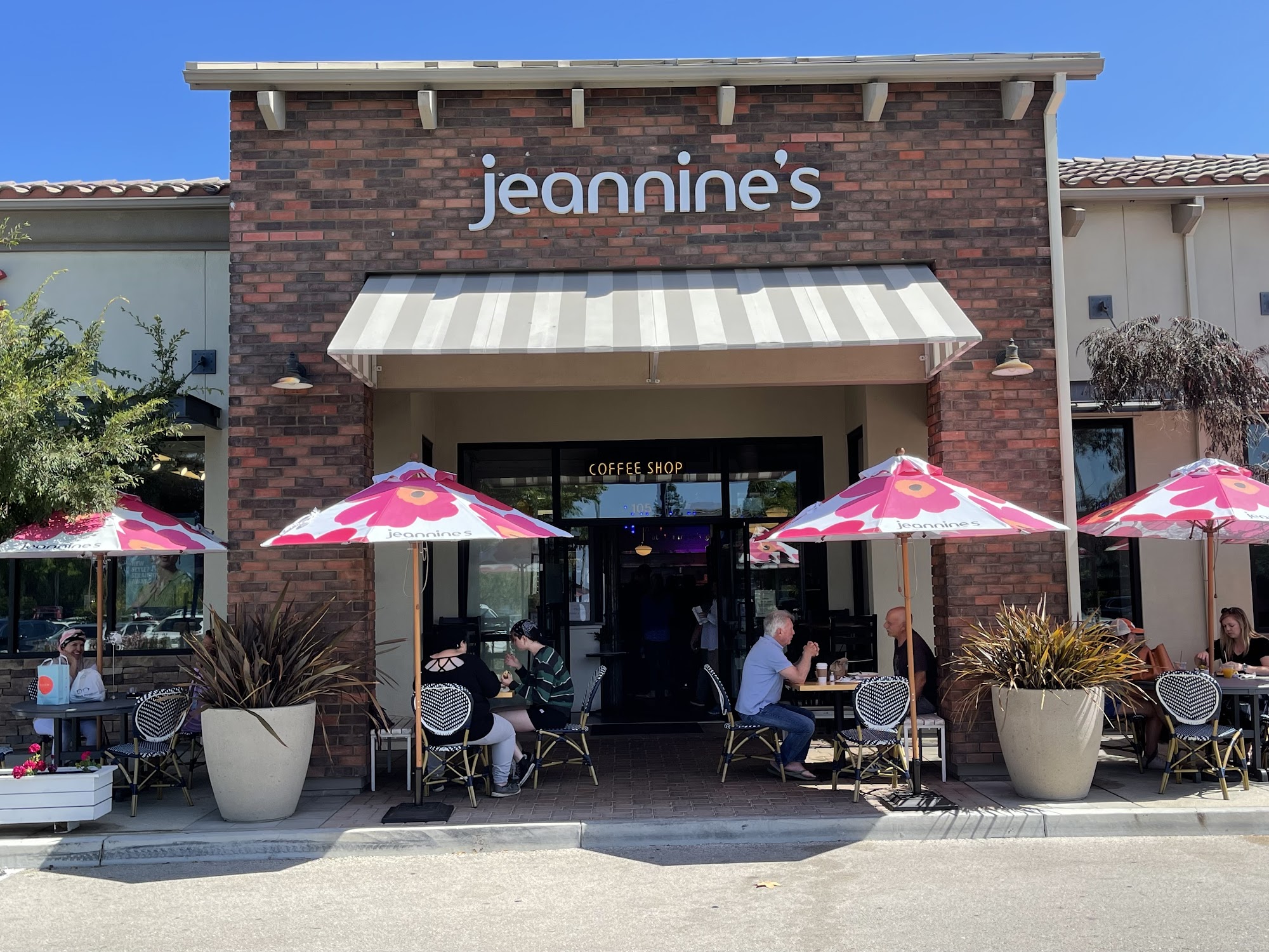 Jeannine's Restaurant & Bakery