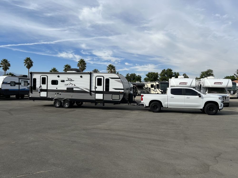 Camping World - Service Center 12438 Michigan Ave, Grand Terrace California 92313