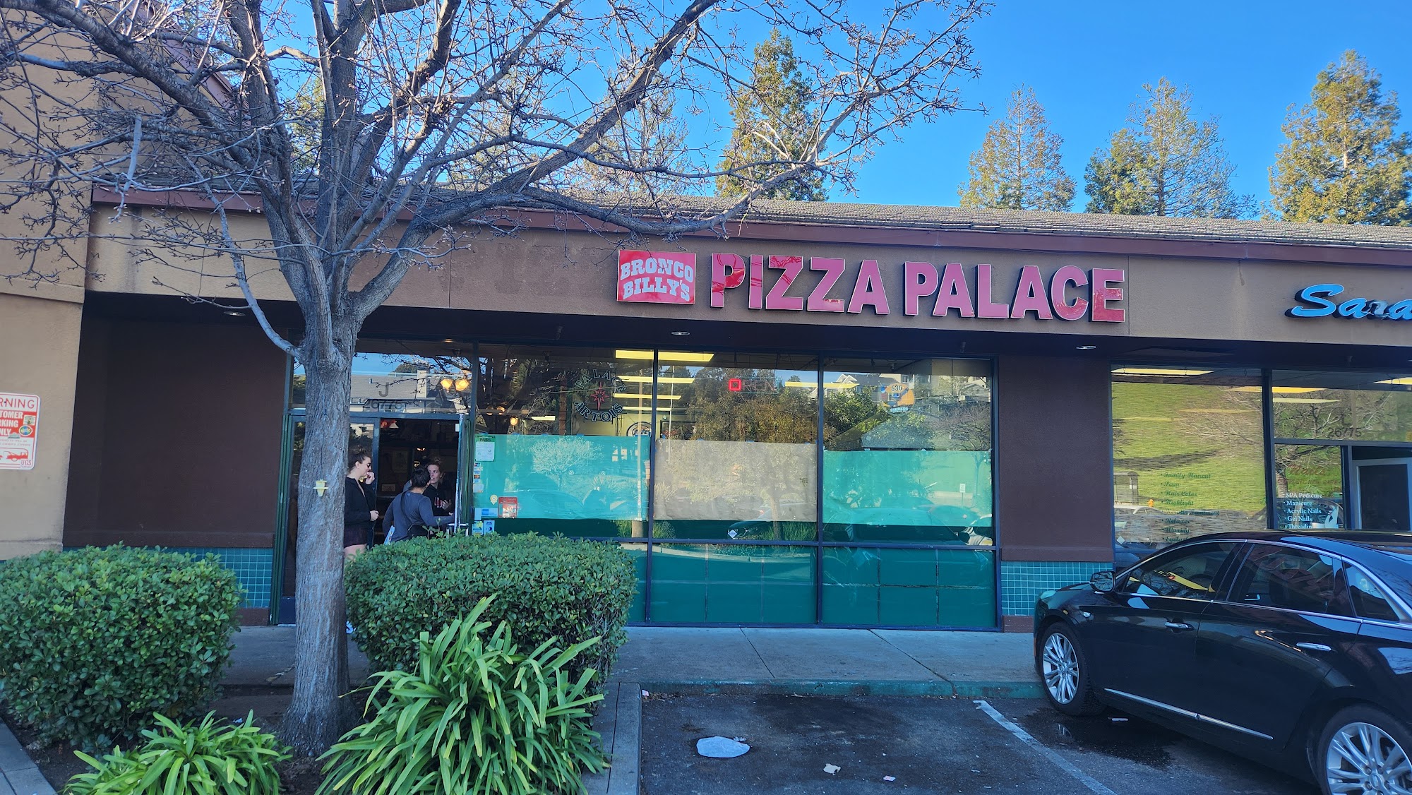 Bronco Billy's Pizza Palace