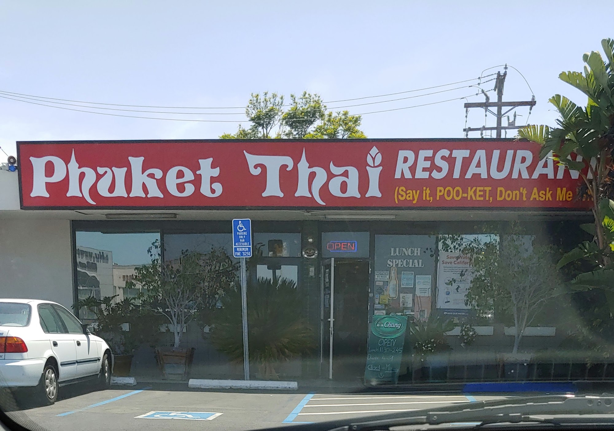 PHUKET THAI - Huntington Beach