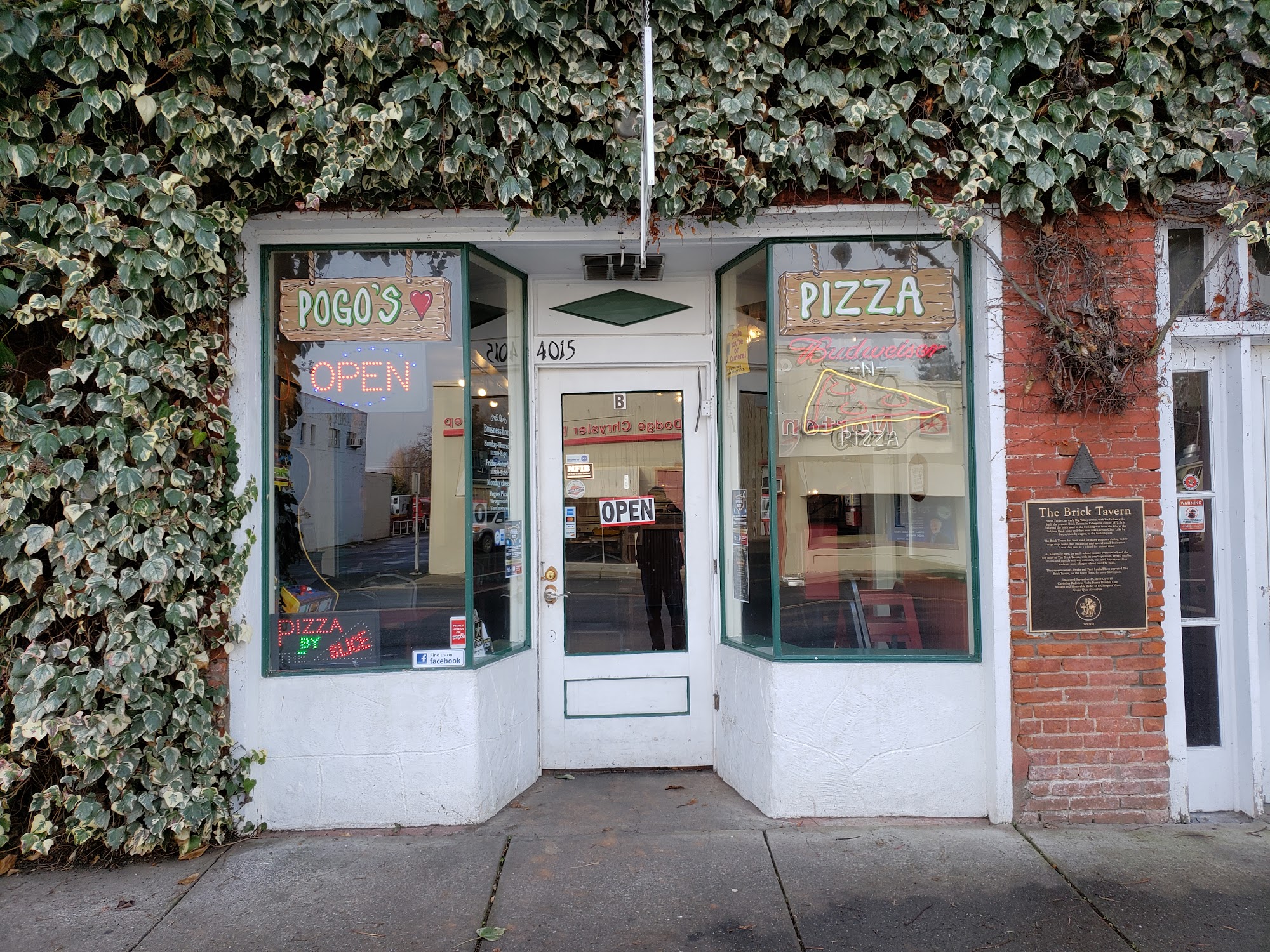 Pogo's Pizza