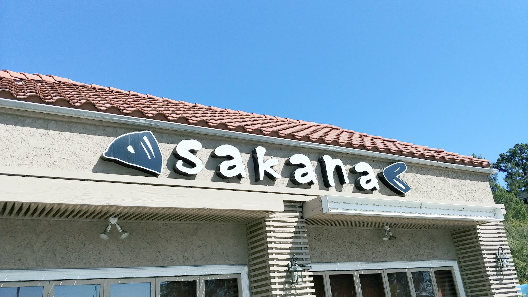 Sakana Sushi & Grill