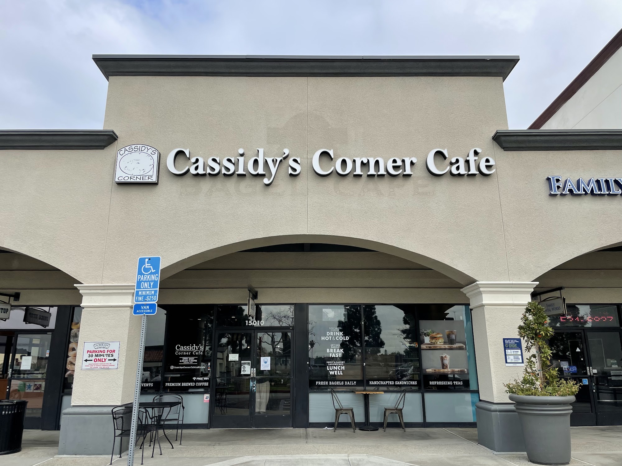 Cassidy's Corner Cafe of La Mirada