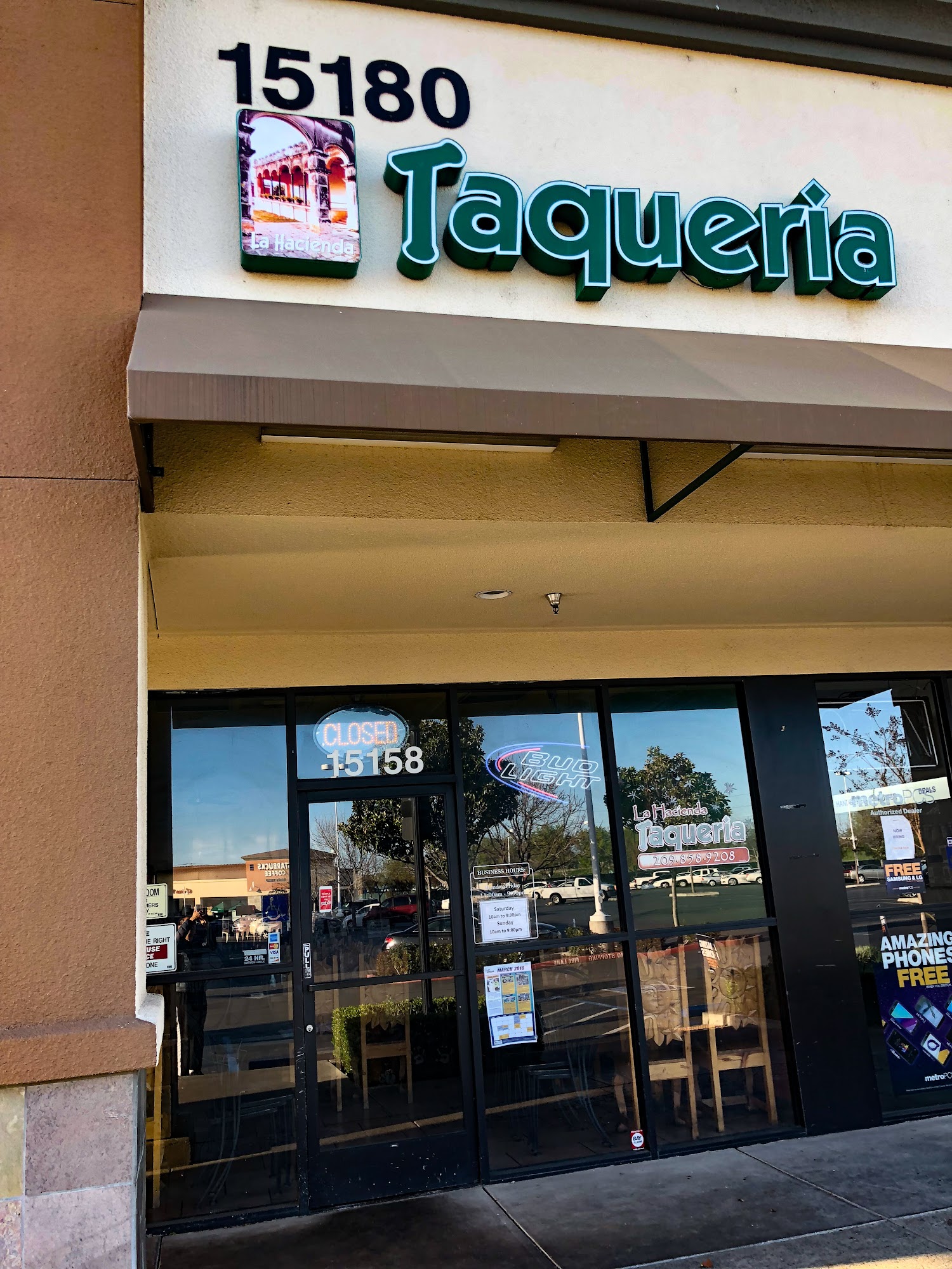 La Hacienda Taqueria