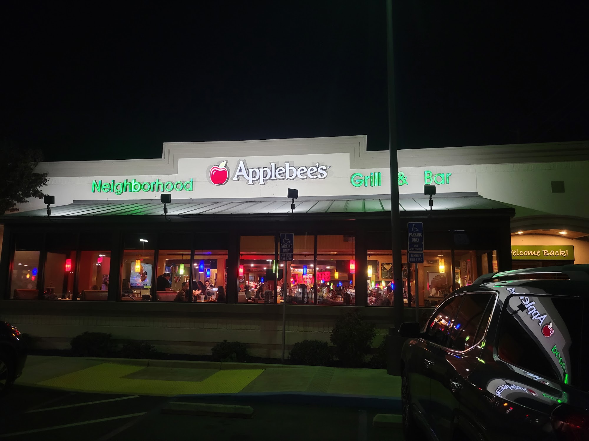 Applebee's Grill + Bar