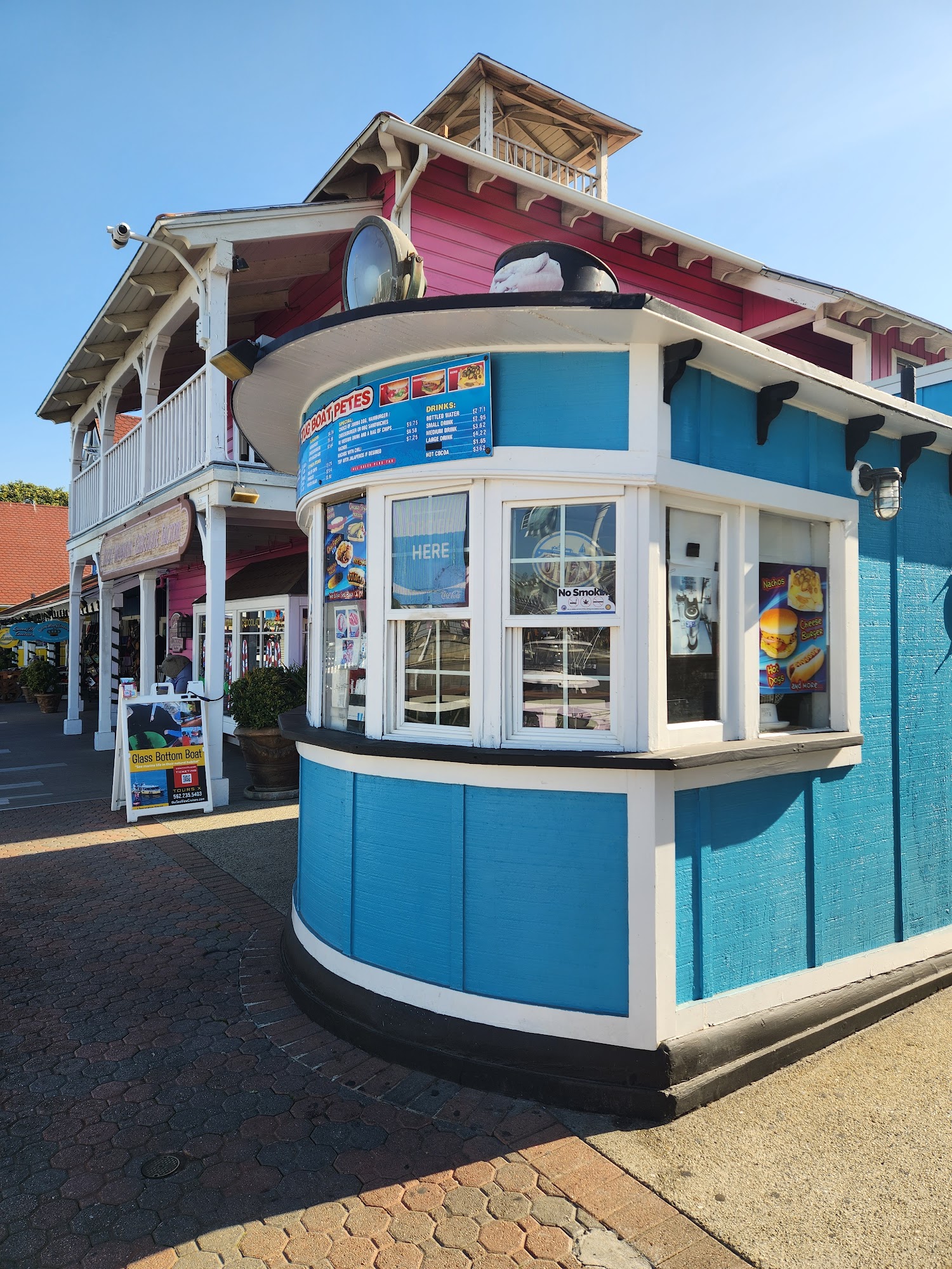 Tugboat Pete's Hot Dog Stand