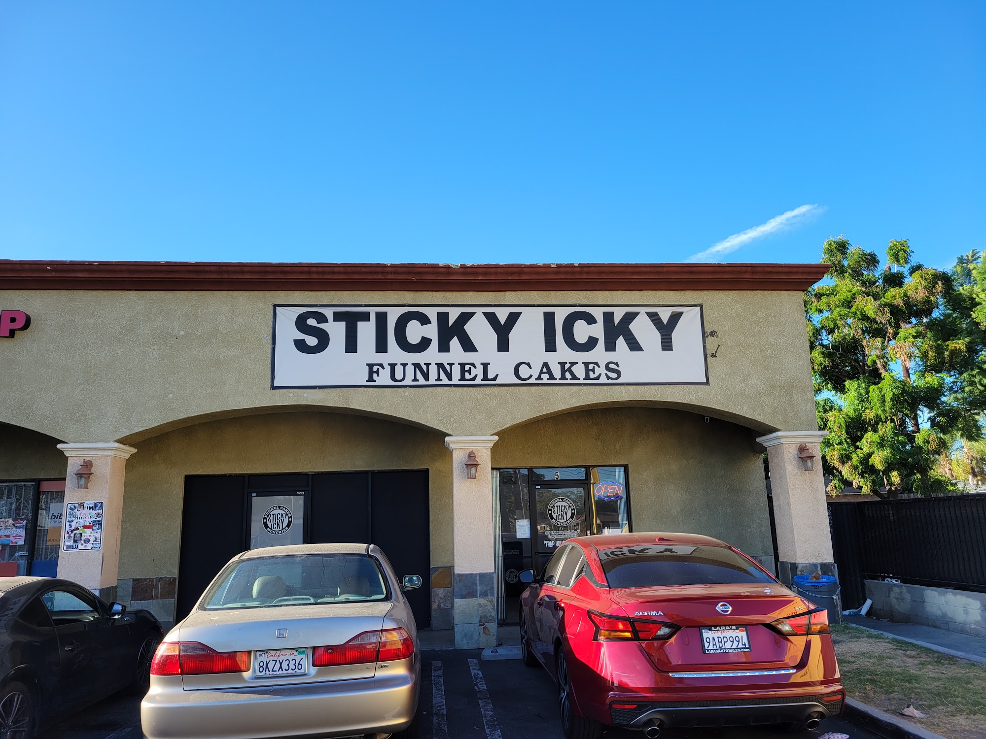 Sticky icky Funnel Cakes