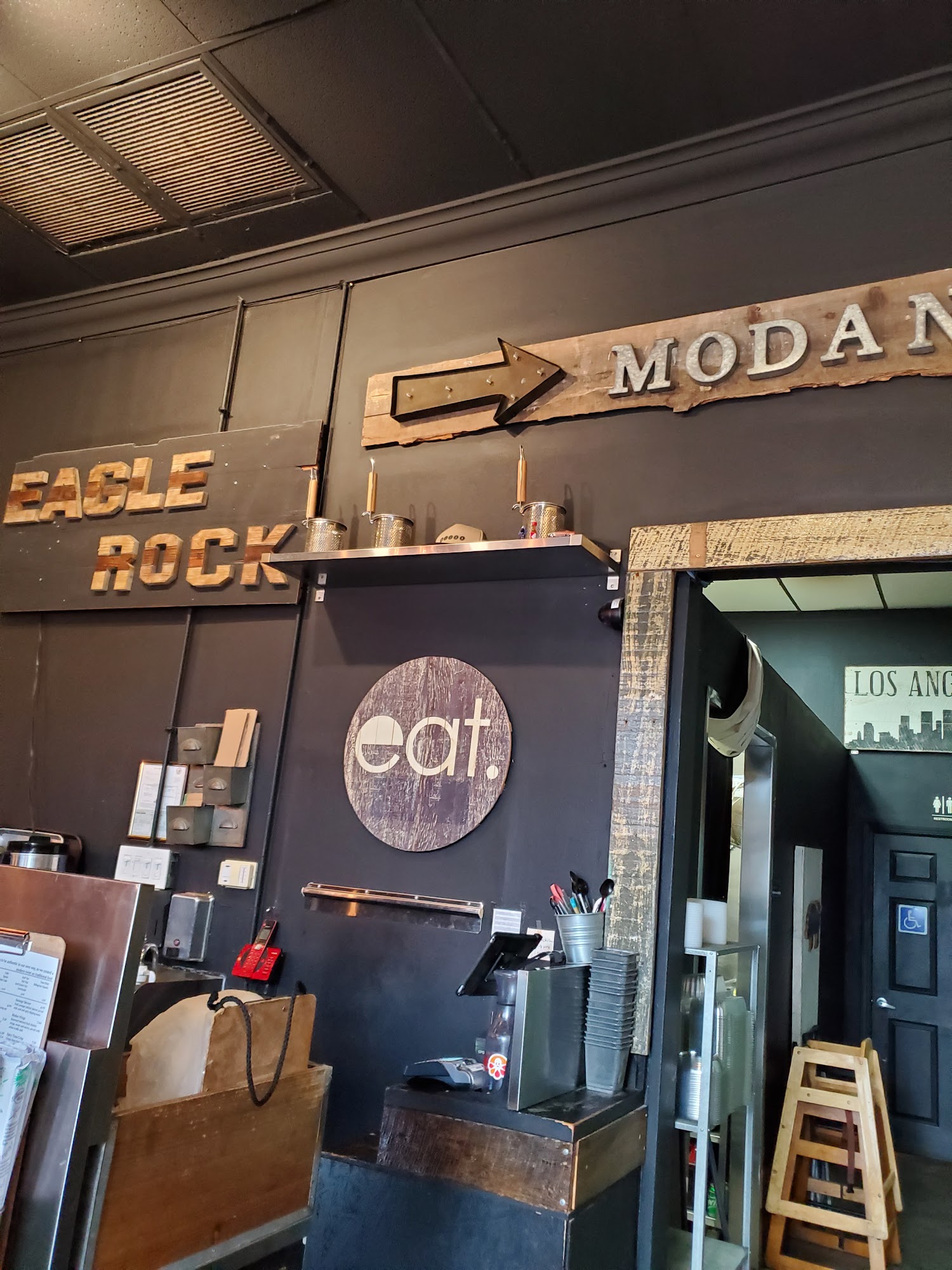 Modan Eagle Rock Ramen