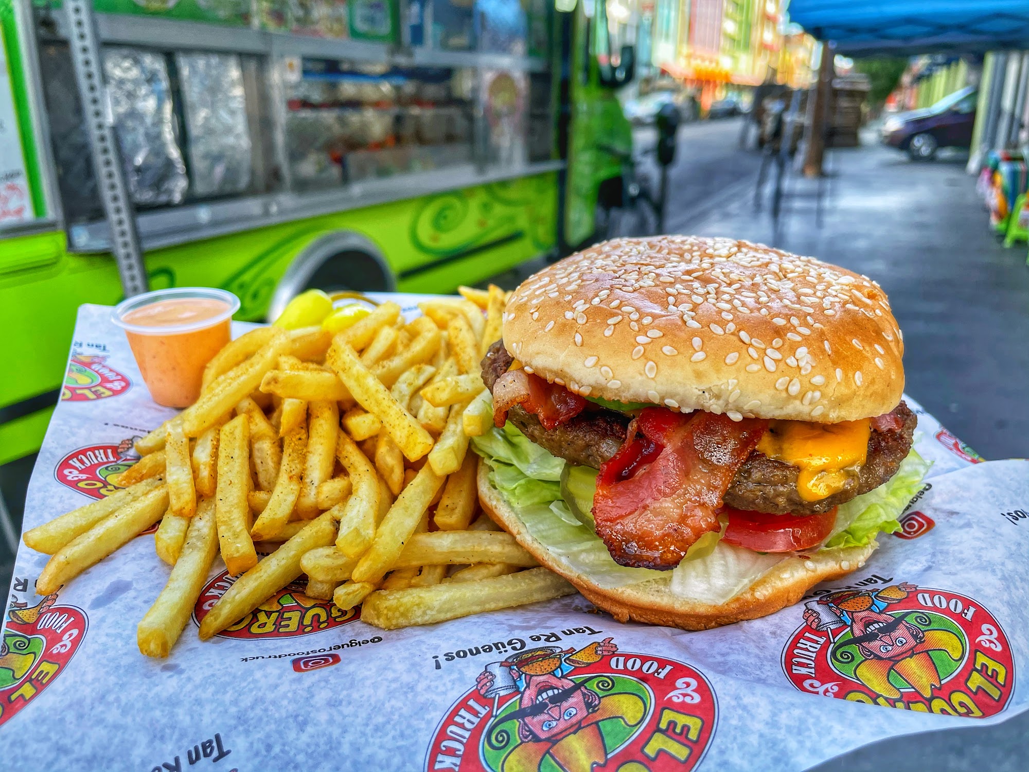 EL GÜERO FOOD TRUCK