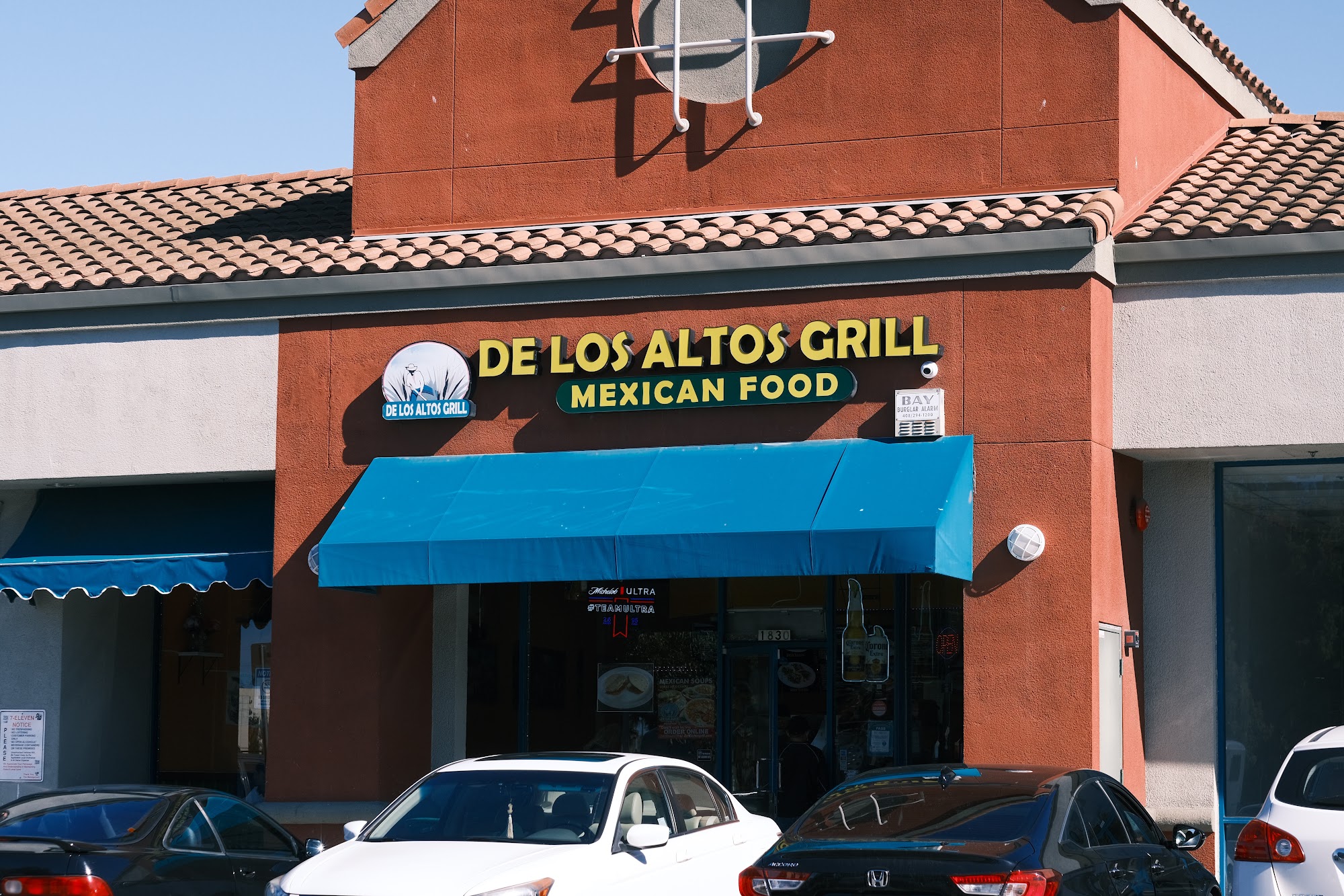 De Los Altos Grill