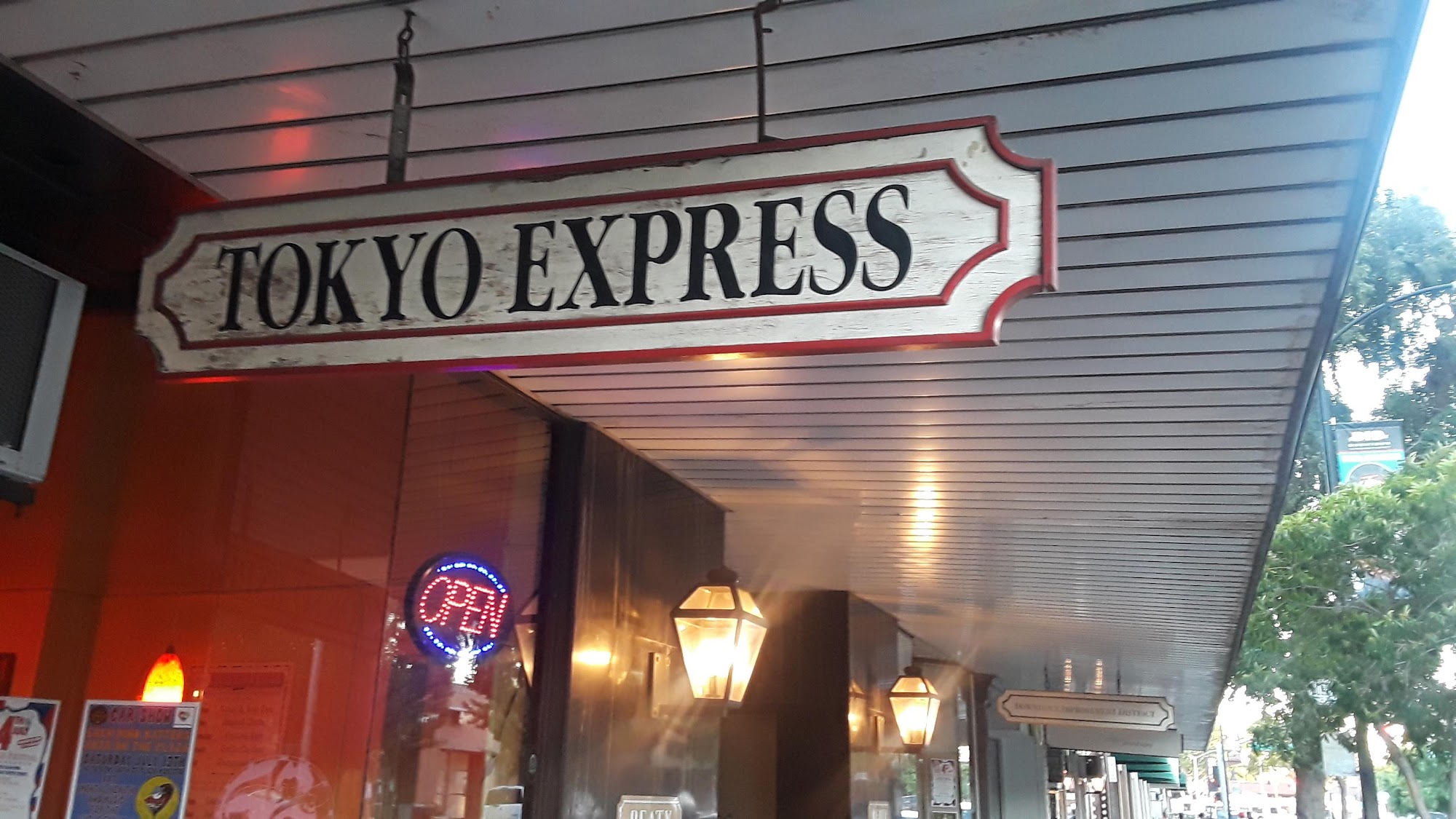 Tokyo Express Restaurant