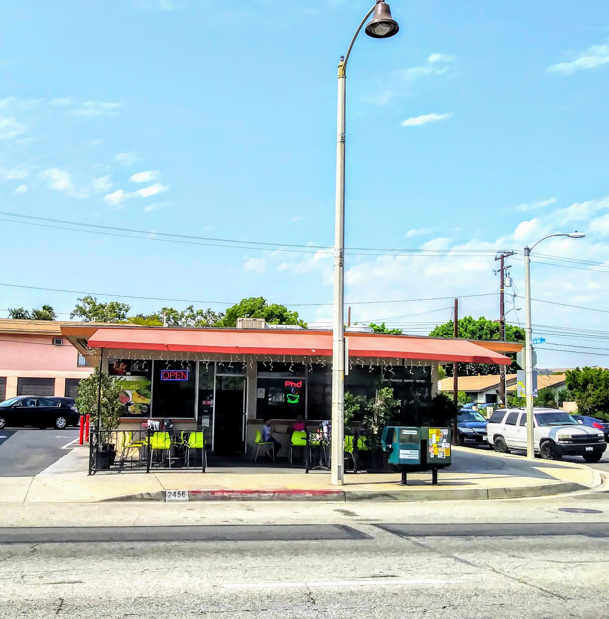 Montebello Pho & Sandwich