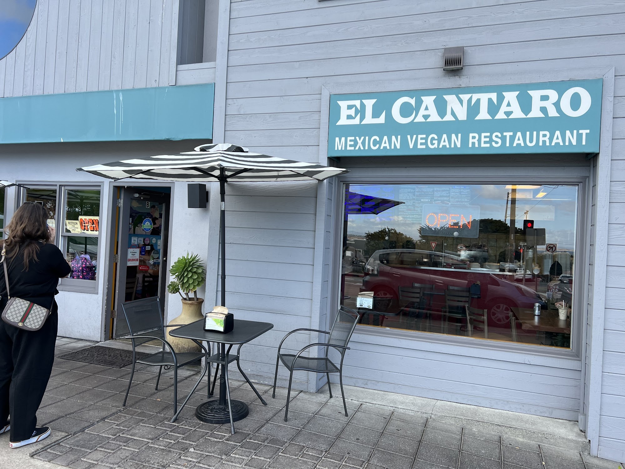 El Cantaro