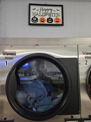 Newhall Coin Laundry