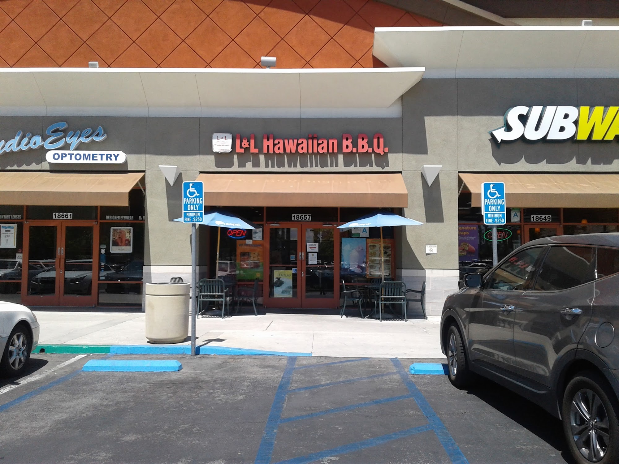 L&L Hawaiian Barbecue