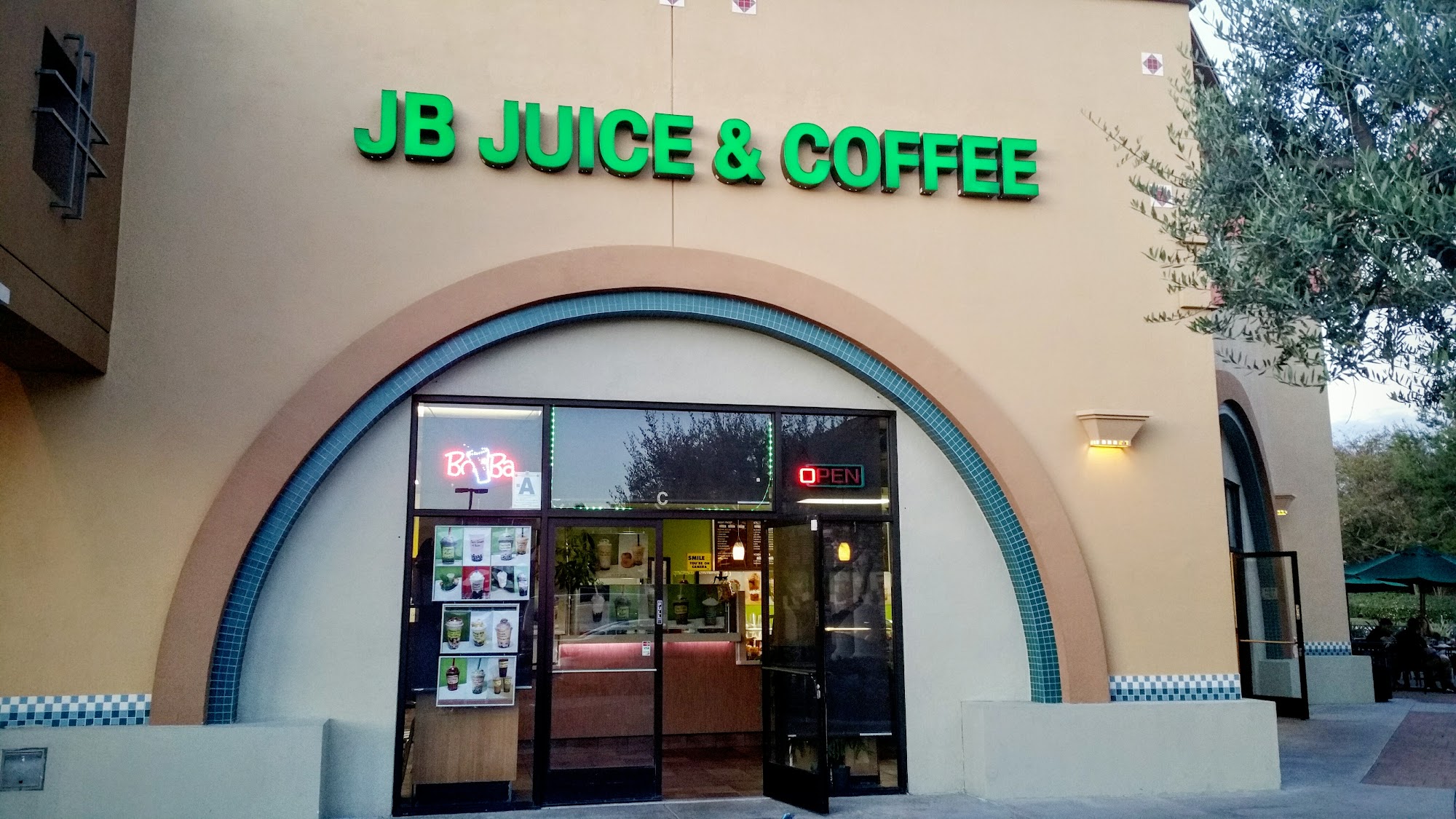 JB Juice & Coffee