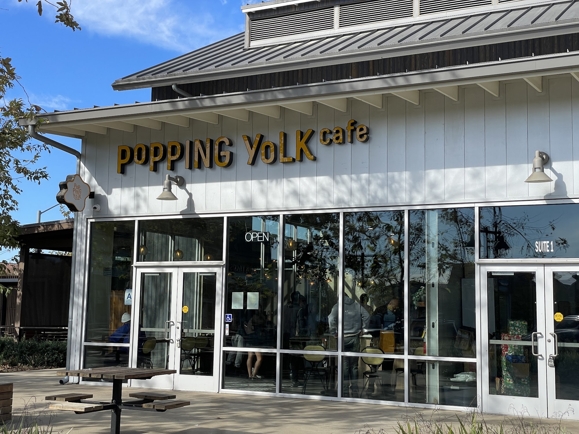 Popping Yolk Cafe