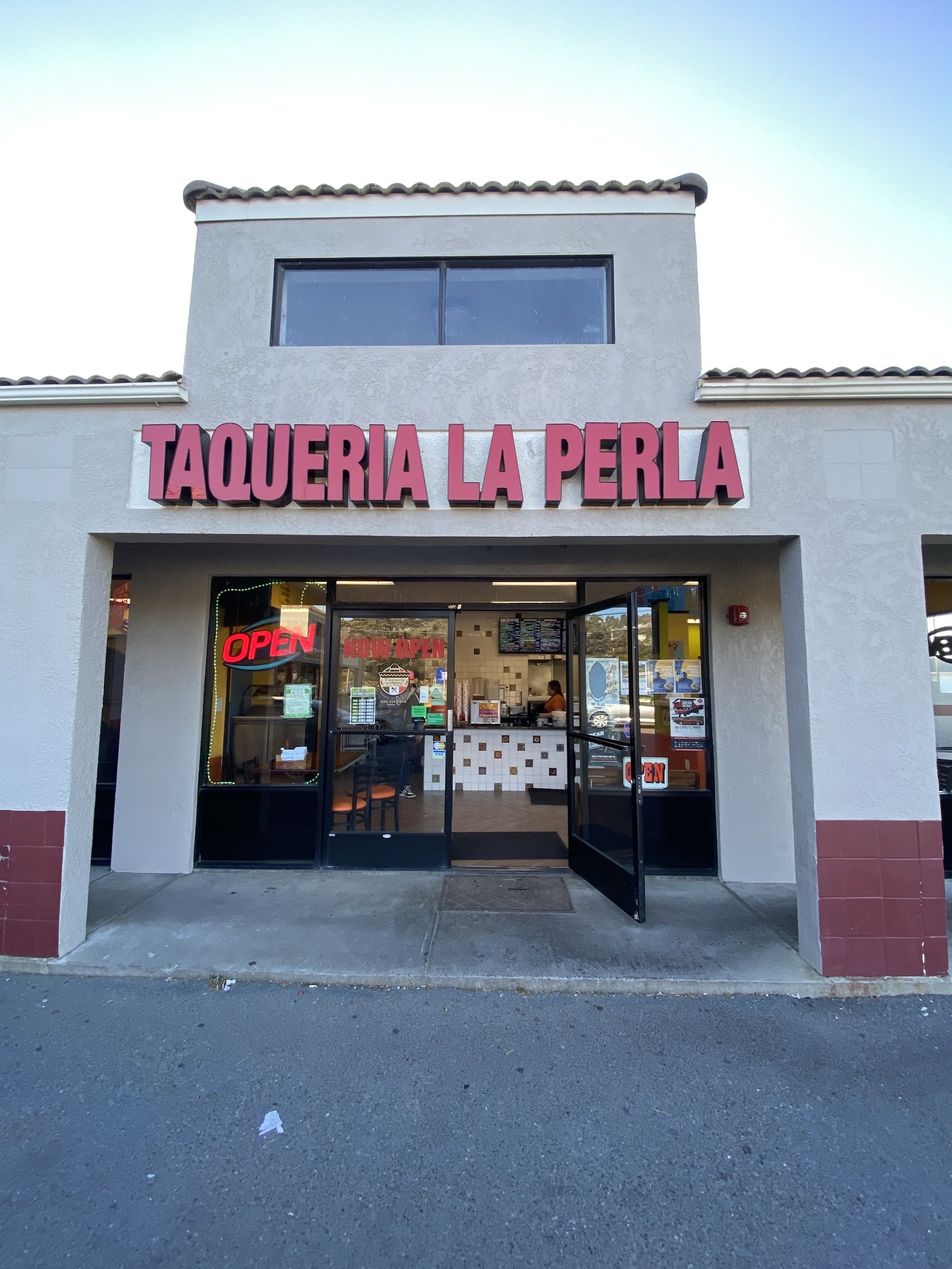 Taquería La Perla