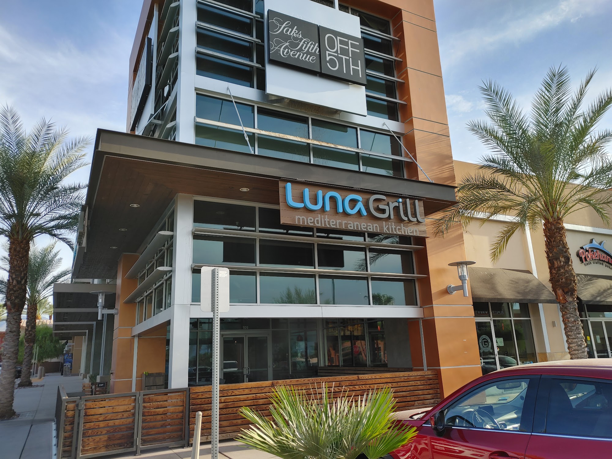 Luna Grill Palm Desert