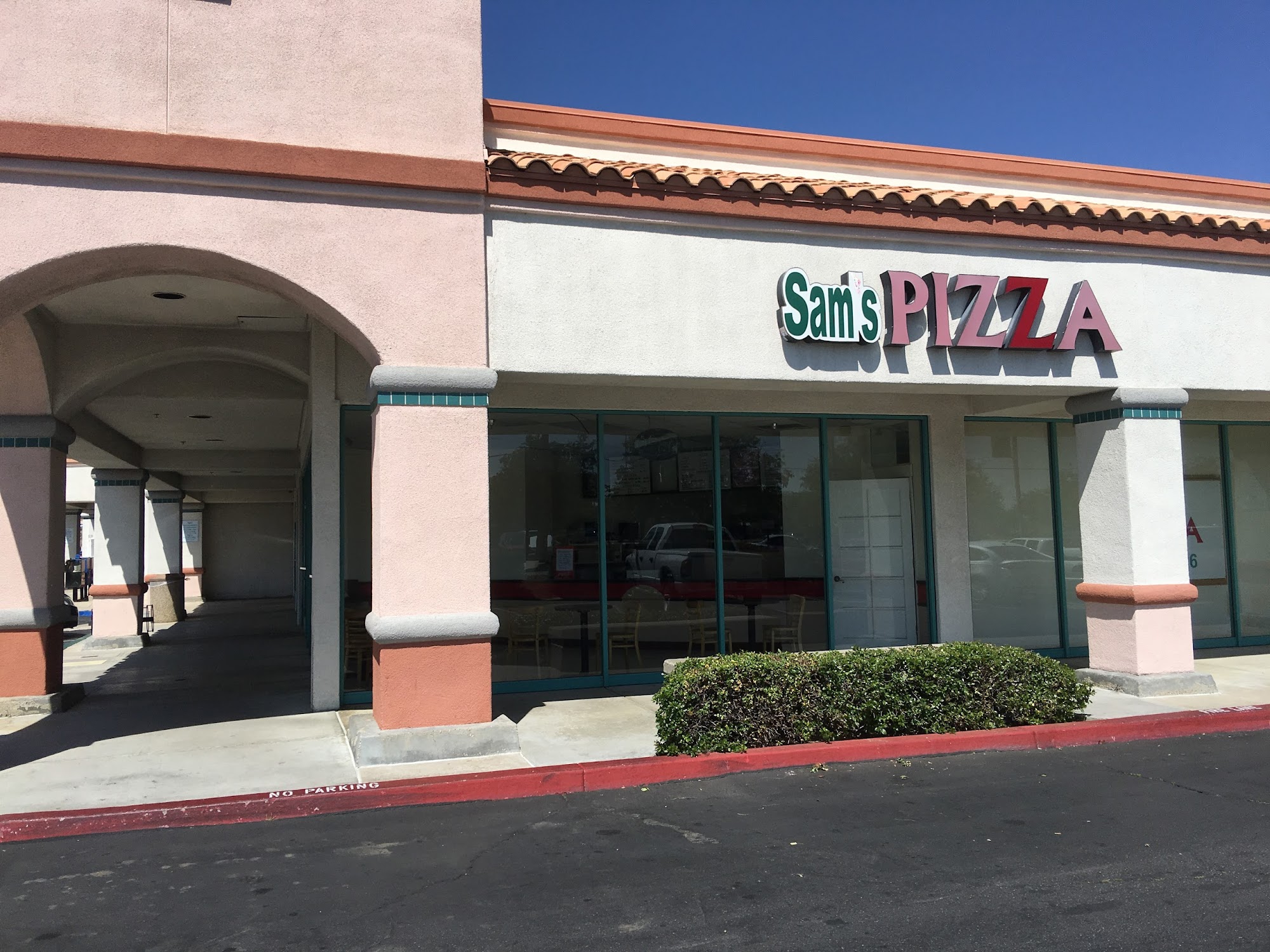 Sam's Pizza