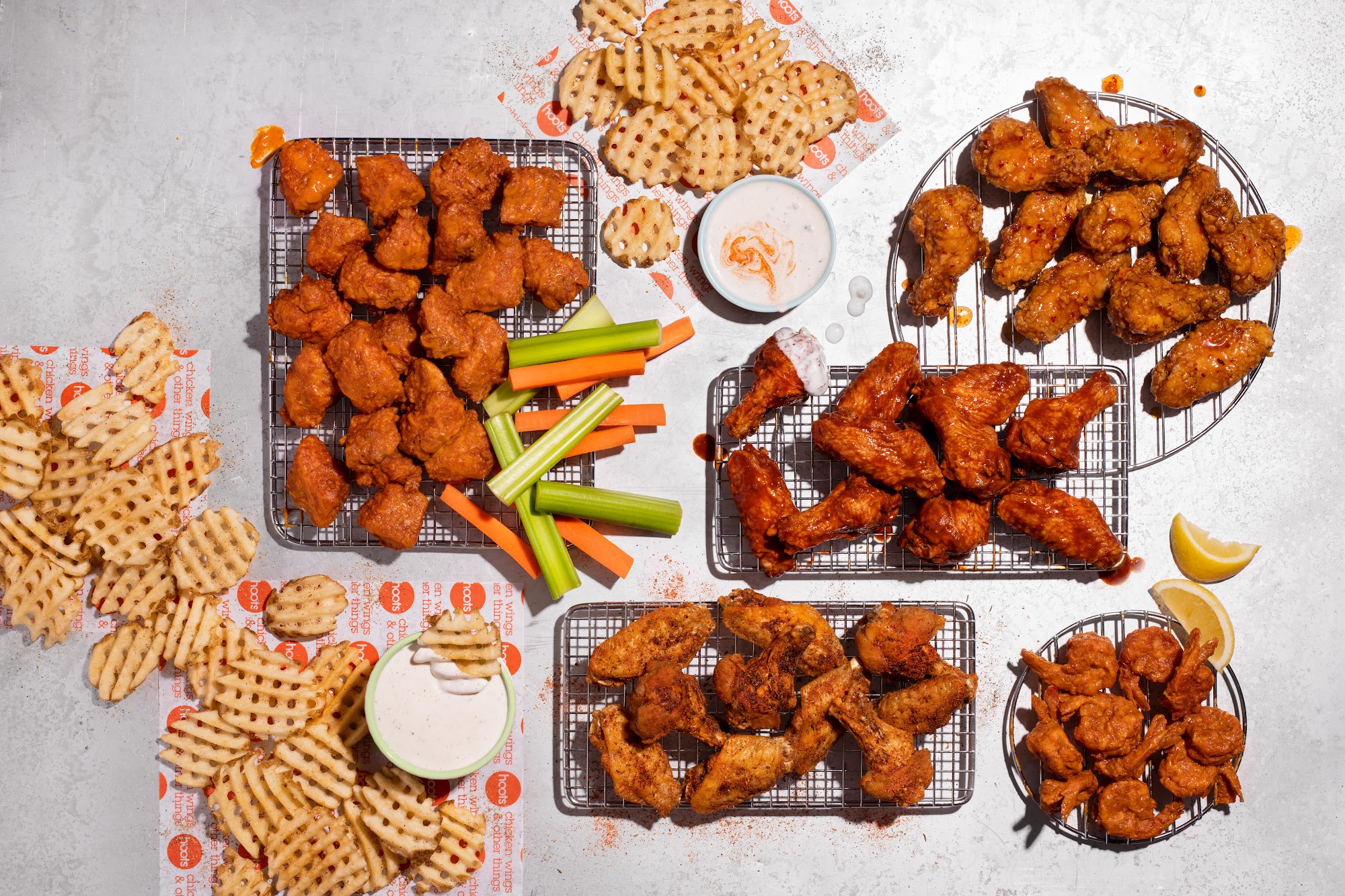 Hoots Wings by Hooters