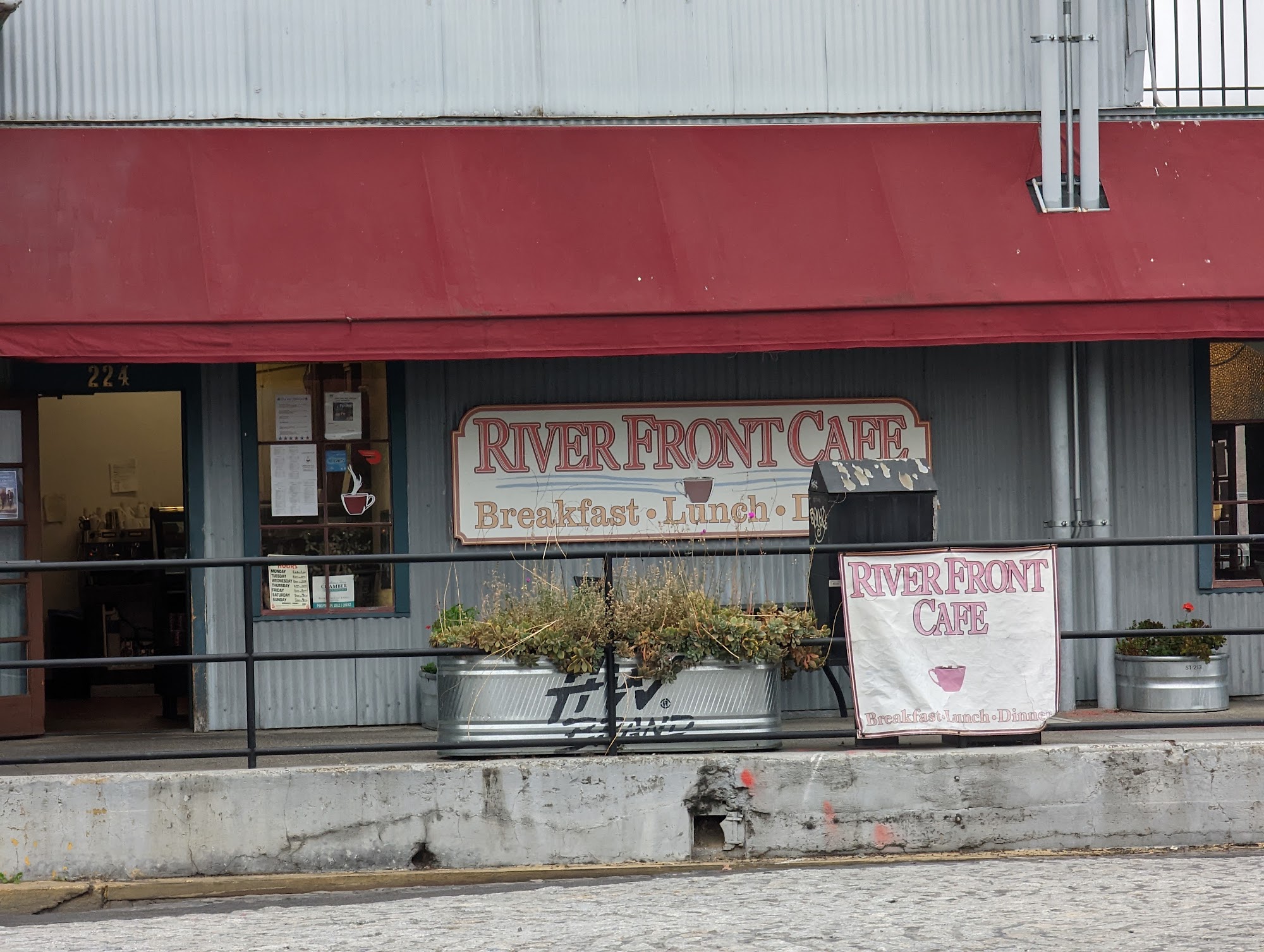 River Front Cafe