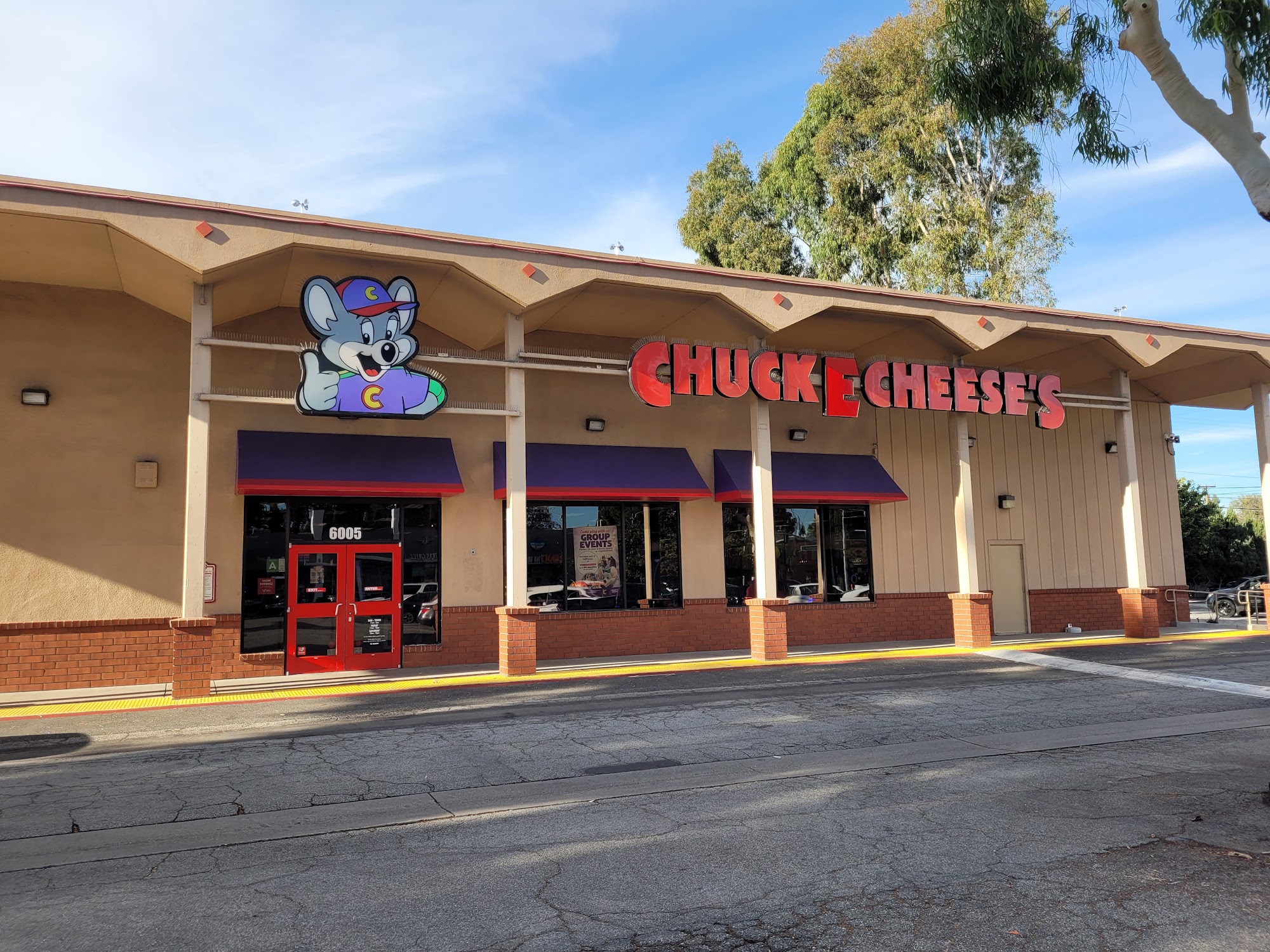 Chuck E. Cheese