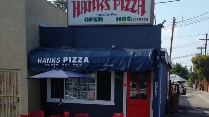 Hank's Pizza