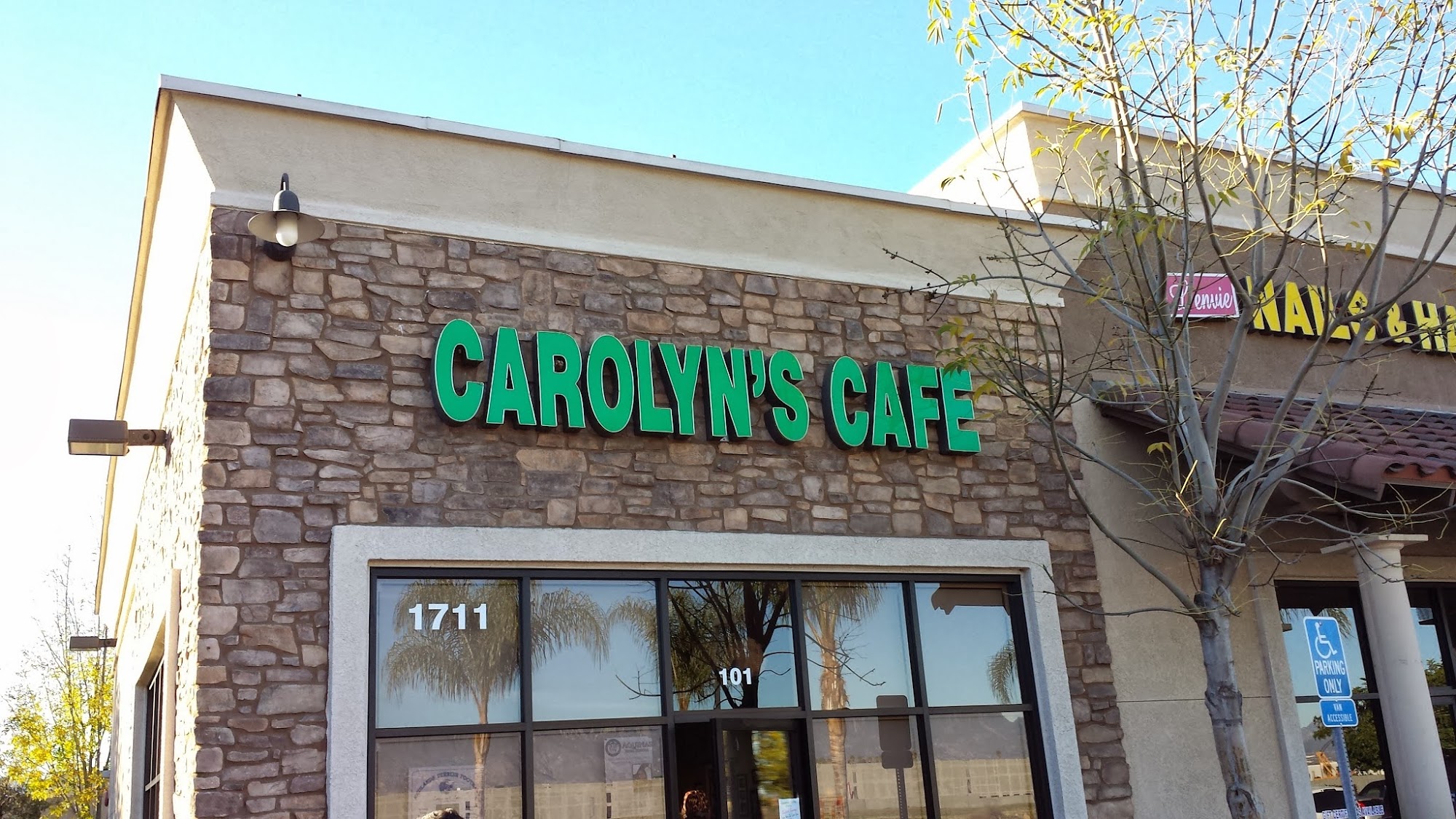 Carolyn's Cafe