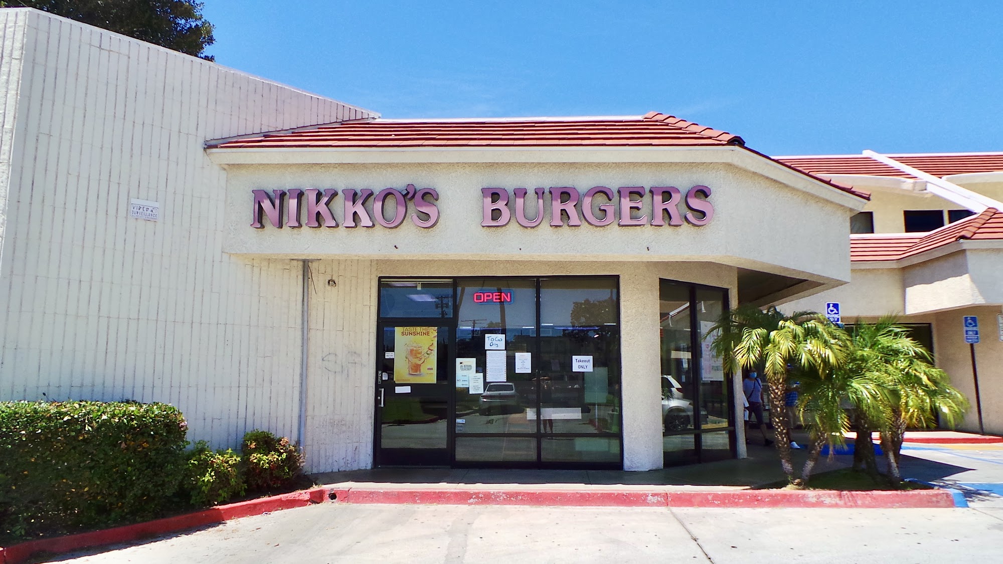 Nikko's Burgers