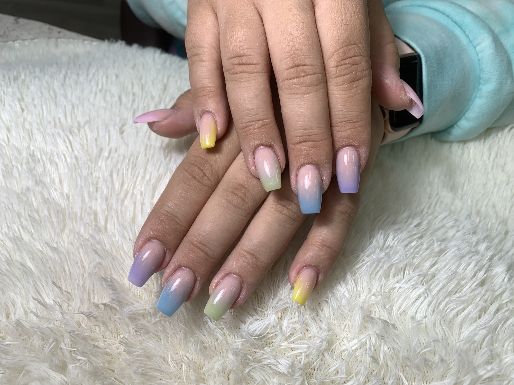 Bella Nails & Spas