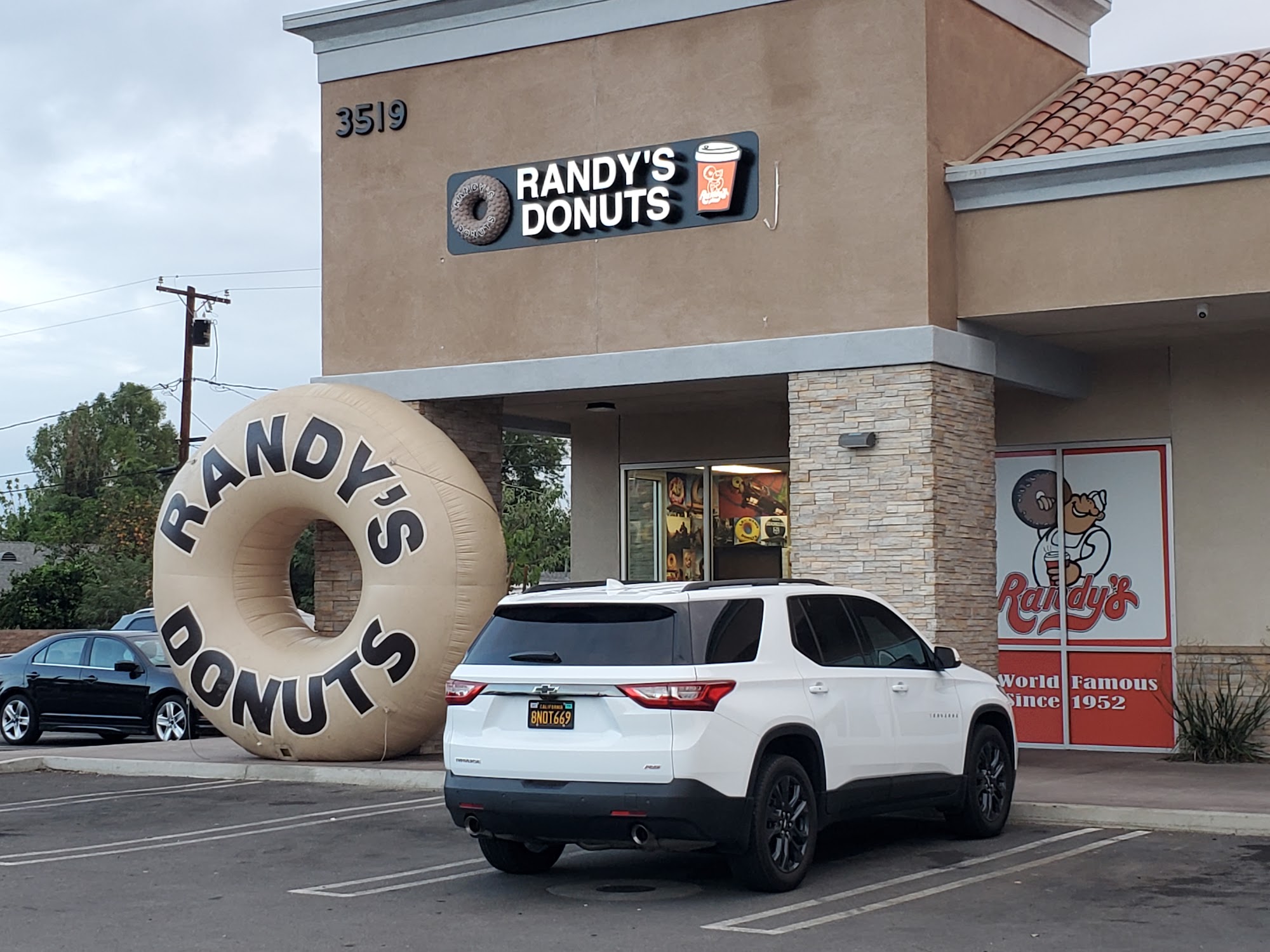 Randy's Donuts