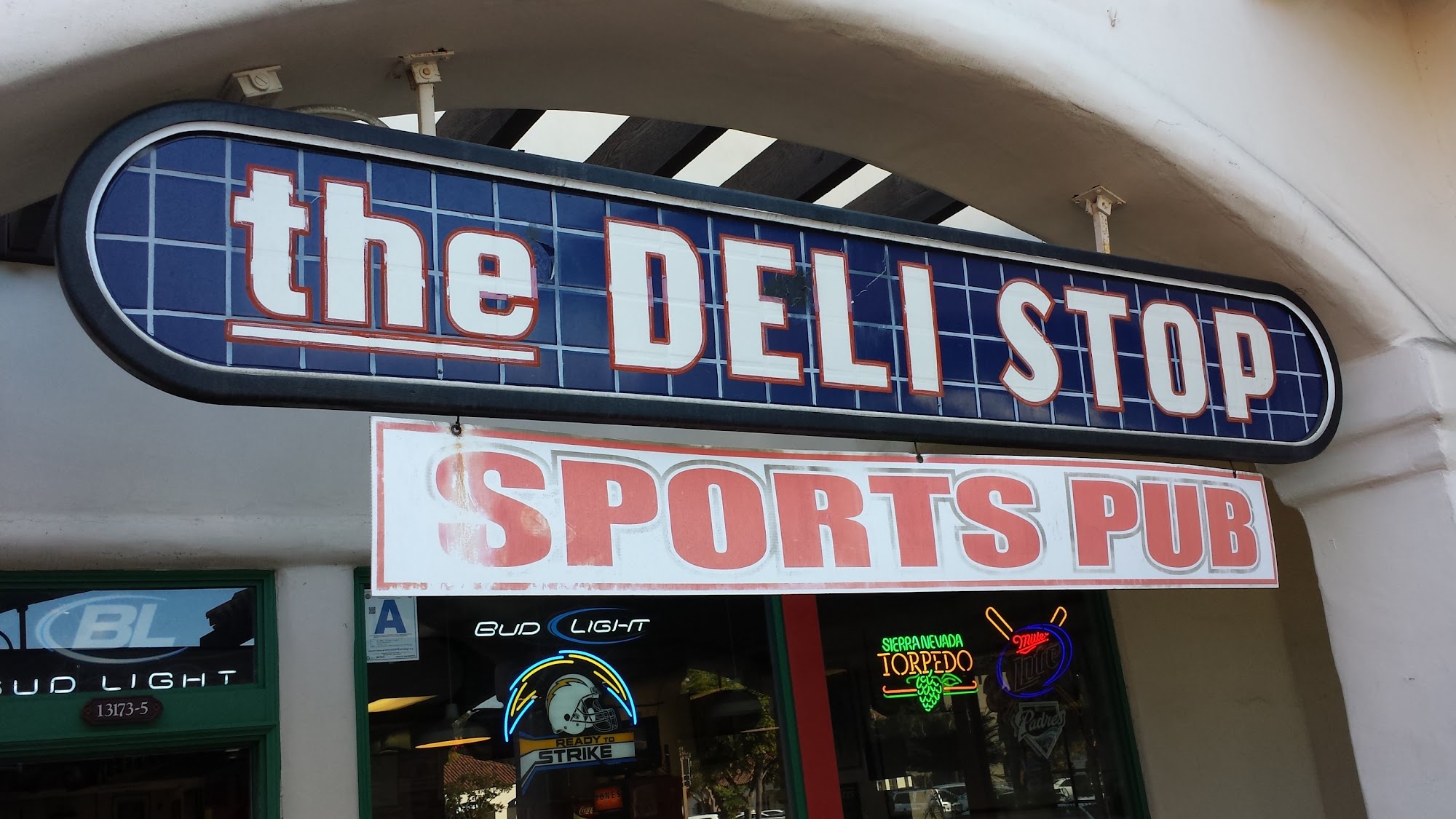 Deli Stop Sports Pub