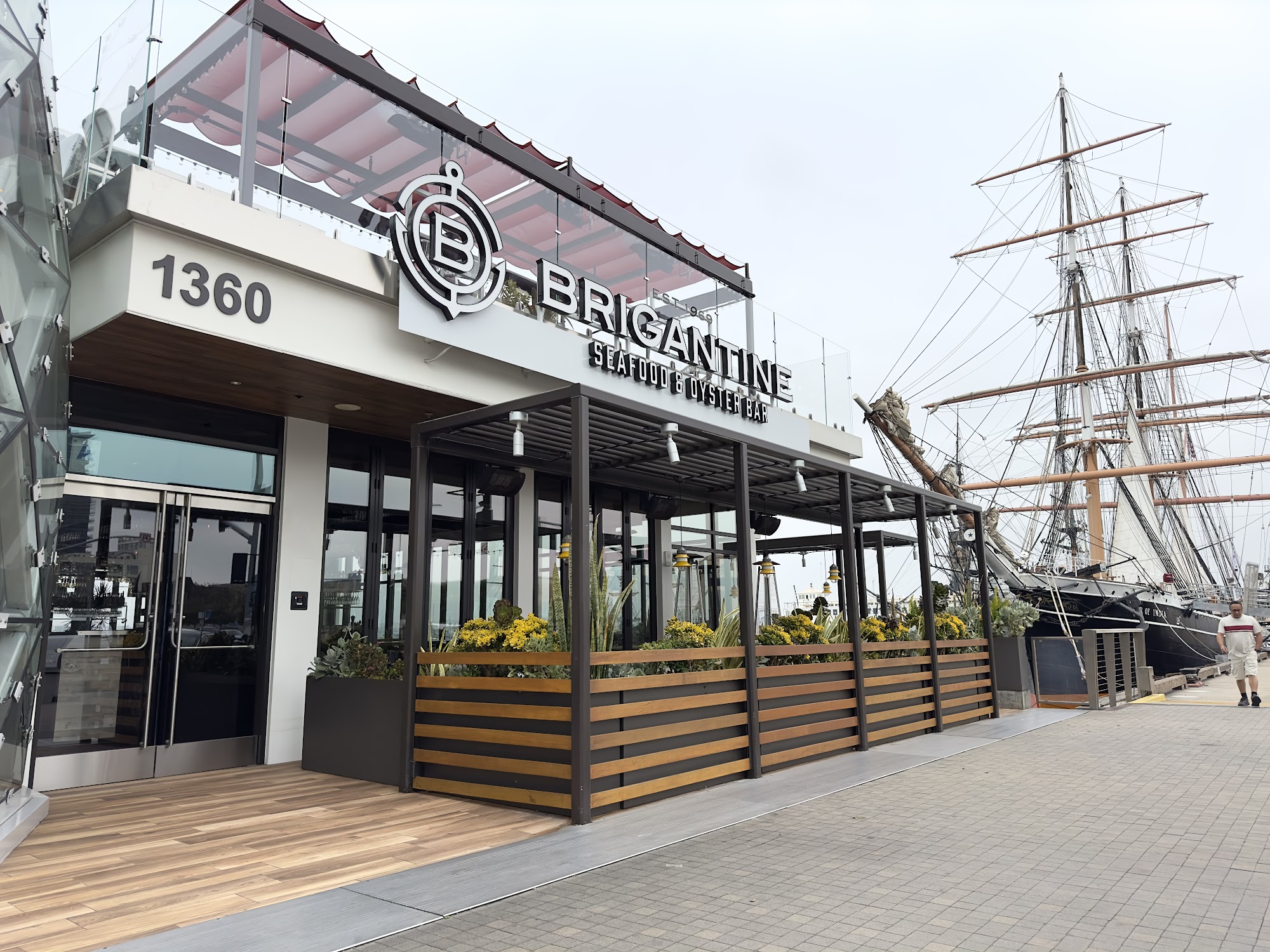 Brigantine Seafood & Oyster Bar